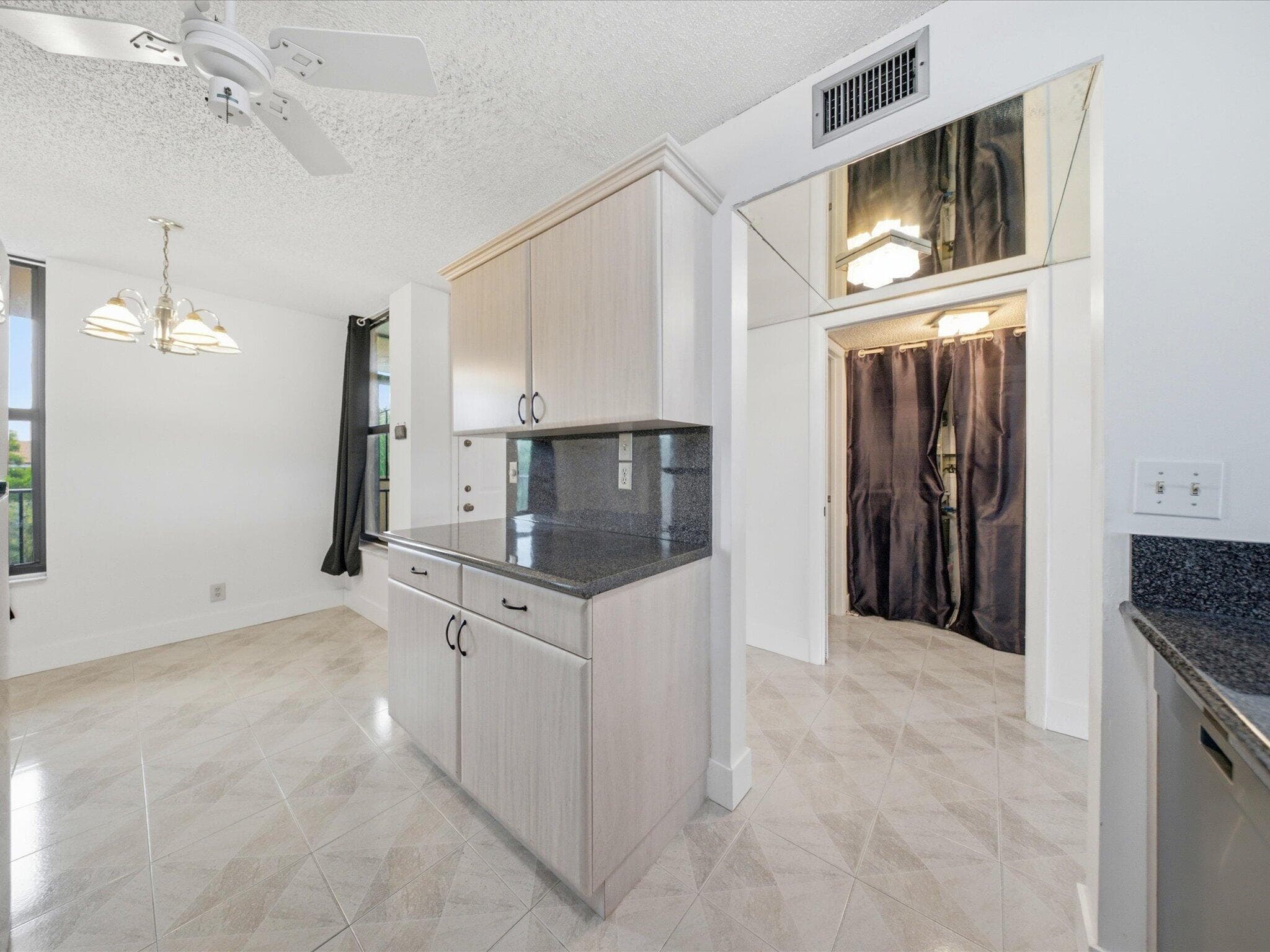6539 CORAL LAKE Drive 403, Margate, FL 33063 7