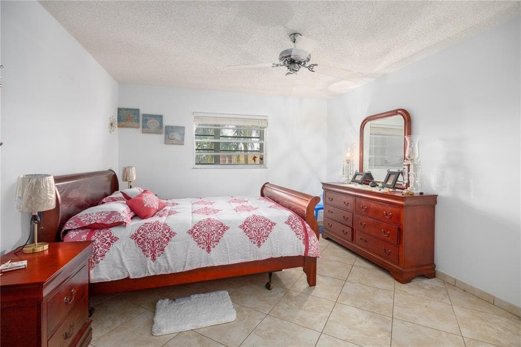 3990 NW 42ND Avenue 311, Lauderdale Lakes, FL 33319 7