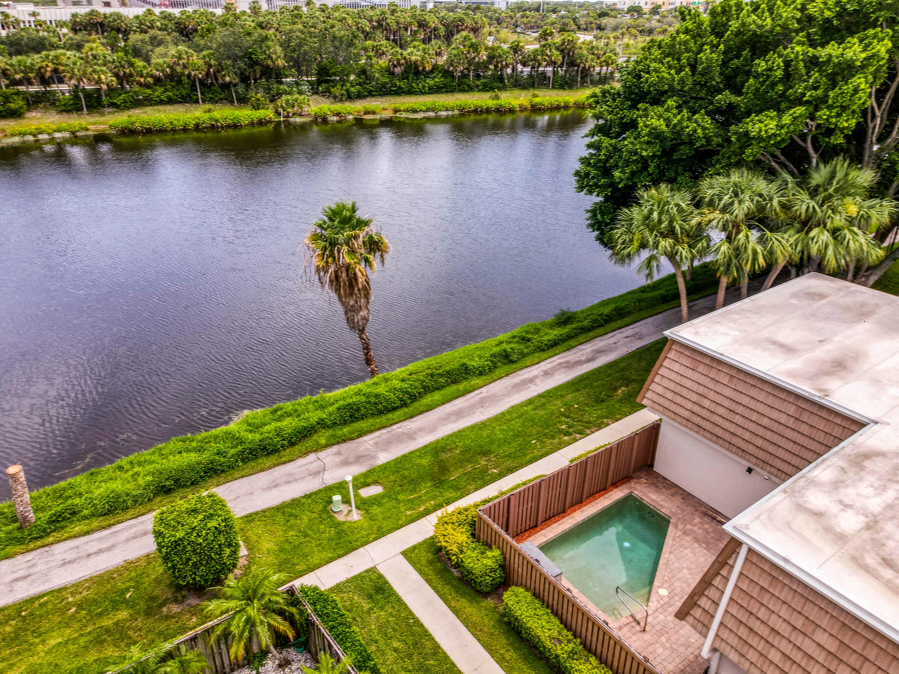 4338 Hazel Avenue A, Palm Beach Gardens, FL 33410 2