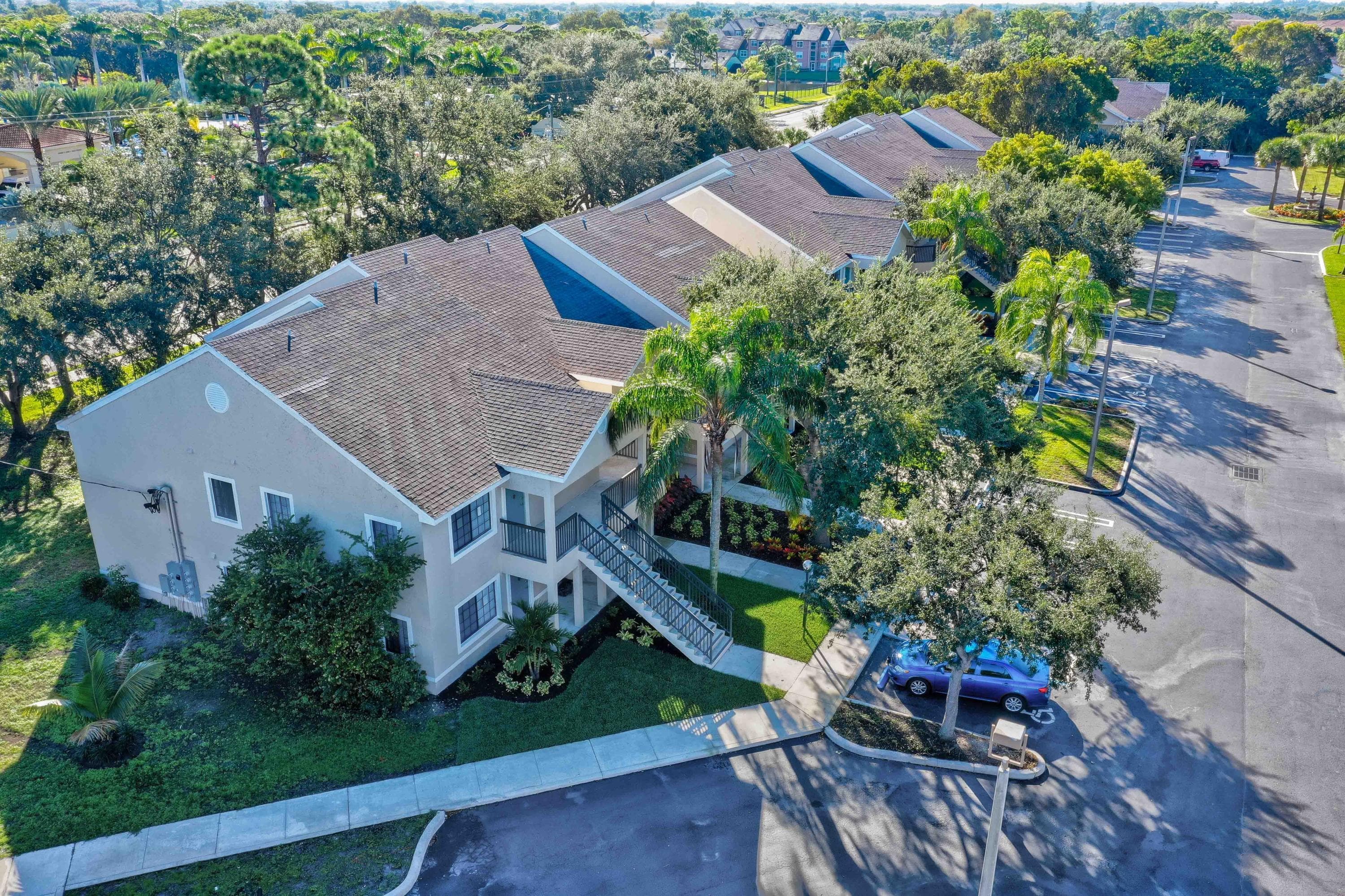 4685 N Haverhill Road B5, West Palm Beach, FL 33417 26