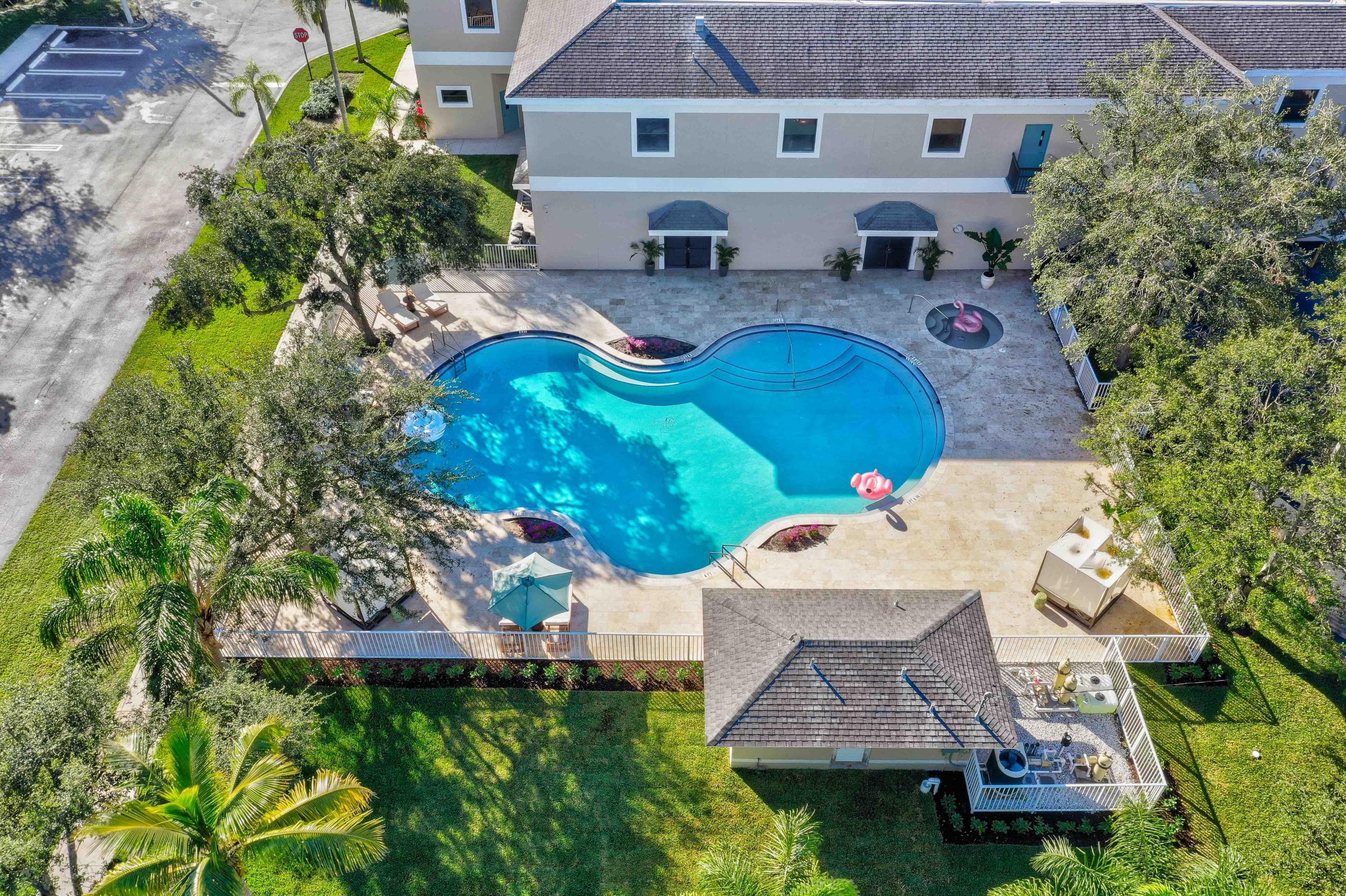 4685 N Haverhill Road B5, West Palm Beach, FL 33417 34