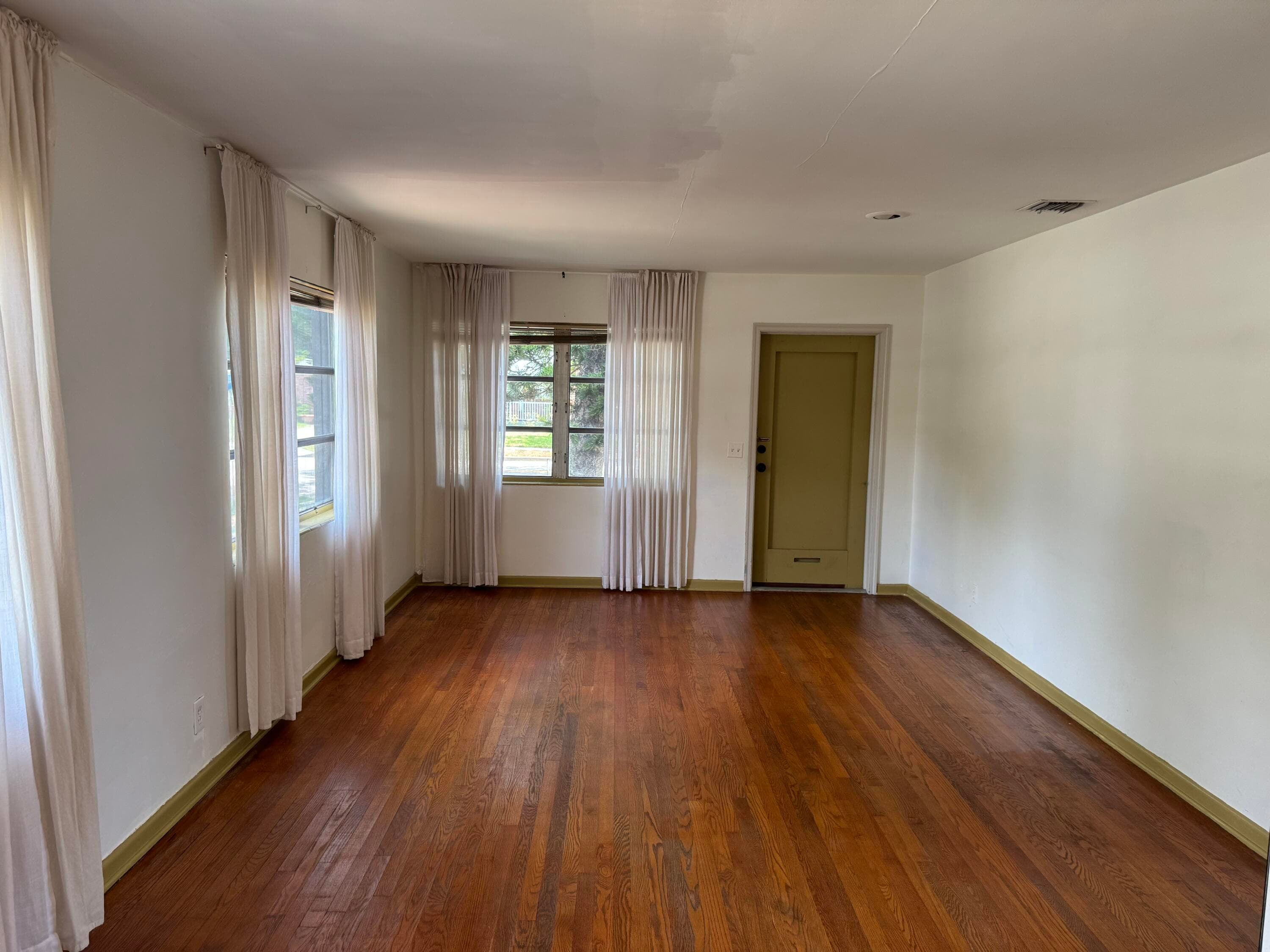 2919 Poinsettia Avenue, West Palm Beach, FL 33407 9