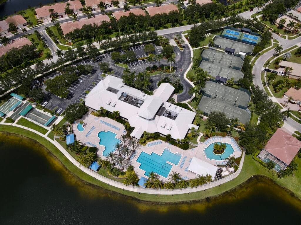 9110 Bay Harbour Circle, West Palm Beach, FL 33411 41