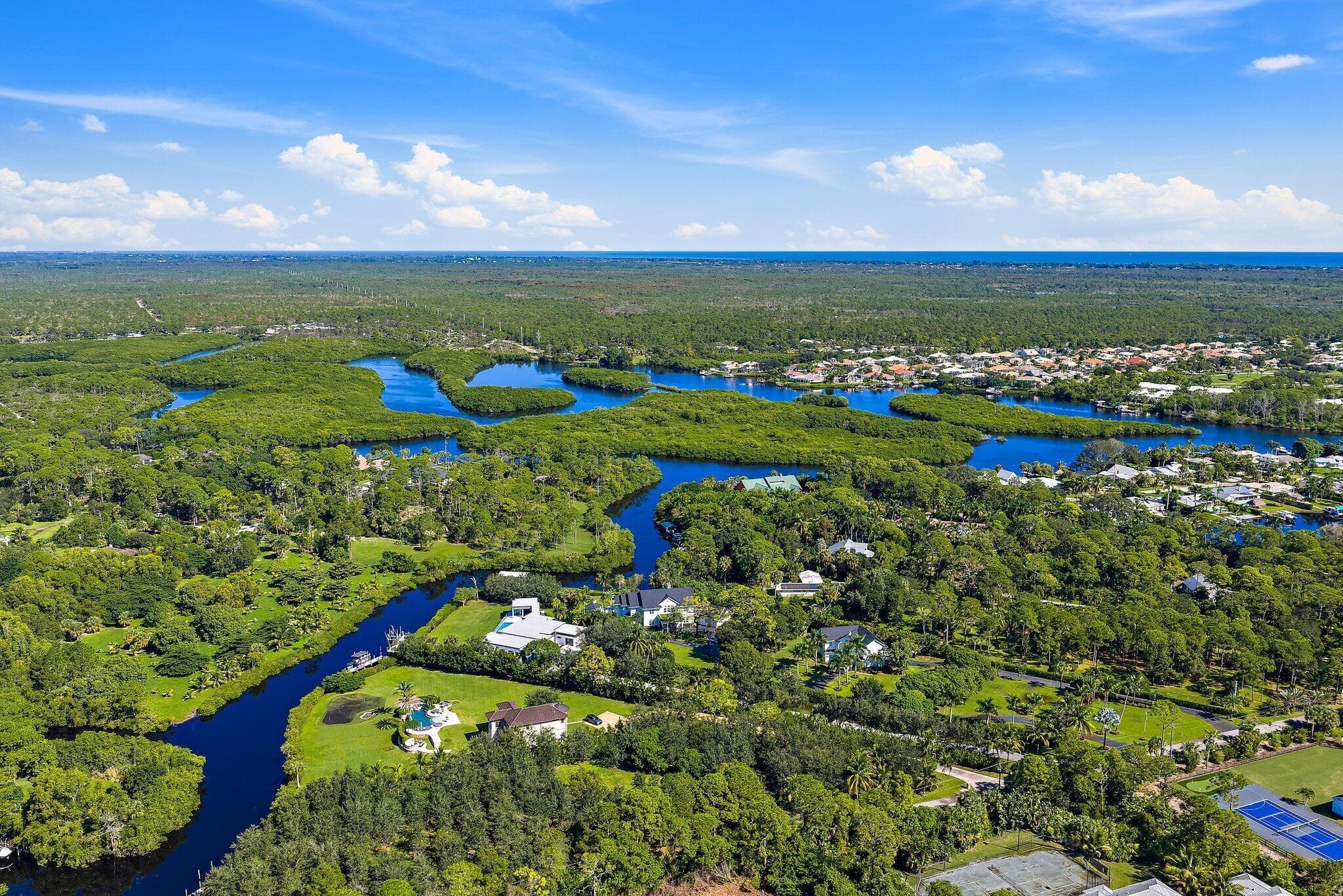 8309 SE RIVERS EDGE Street, Jupiter, FL 33458 60