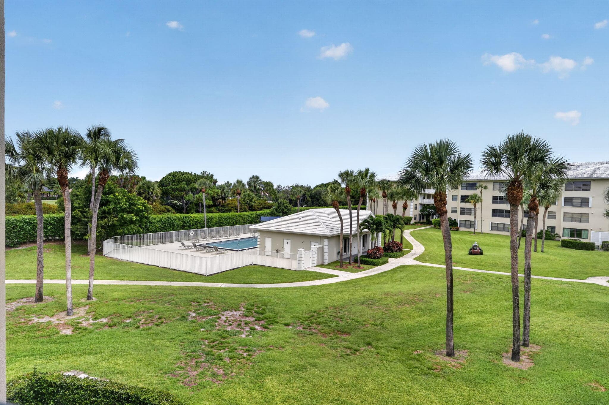 3501 Village Boulevard 304, West Palm Beach, FL 33409 27