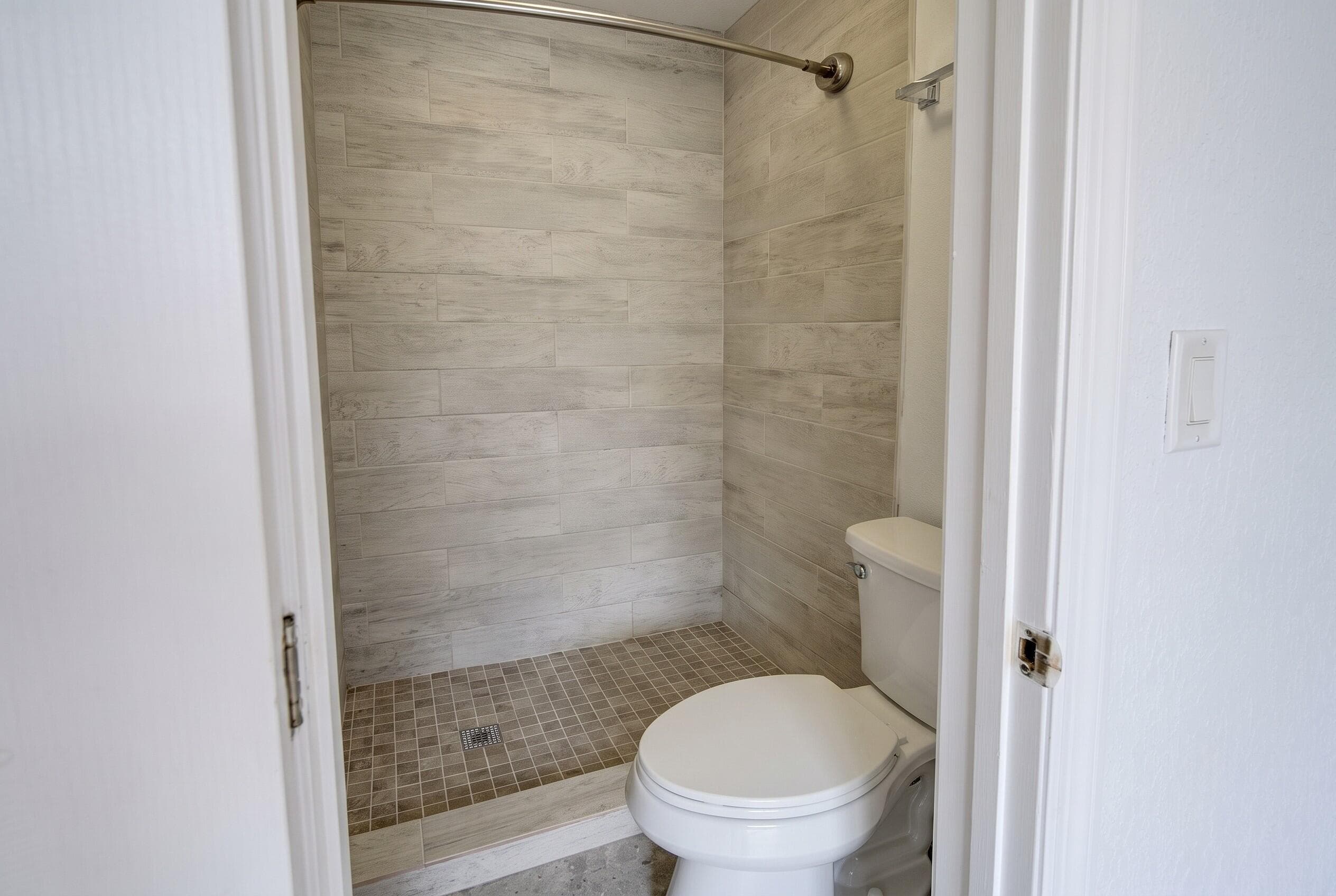 2021 NW 85TH Avenue, Pembroke Pines, FL 33024 7