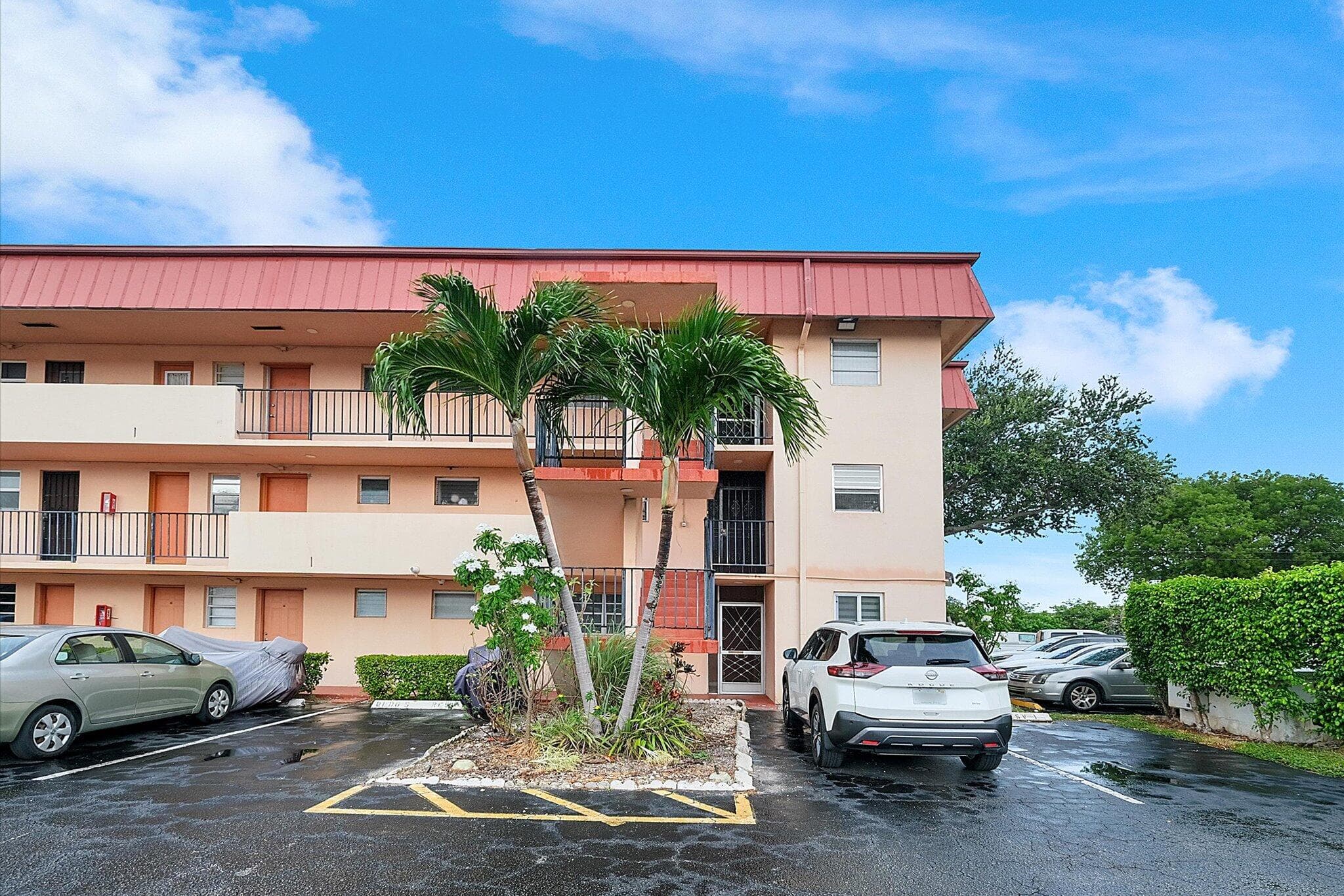 19001 NE 14TH Avenue 145, Miami, FL 33179