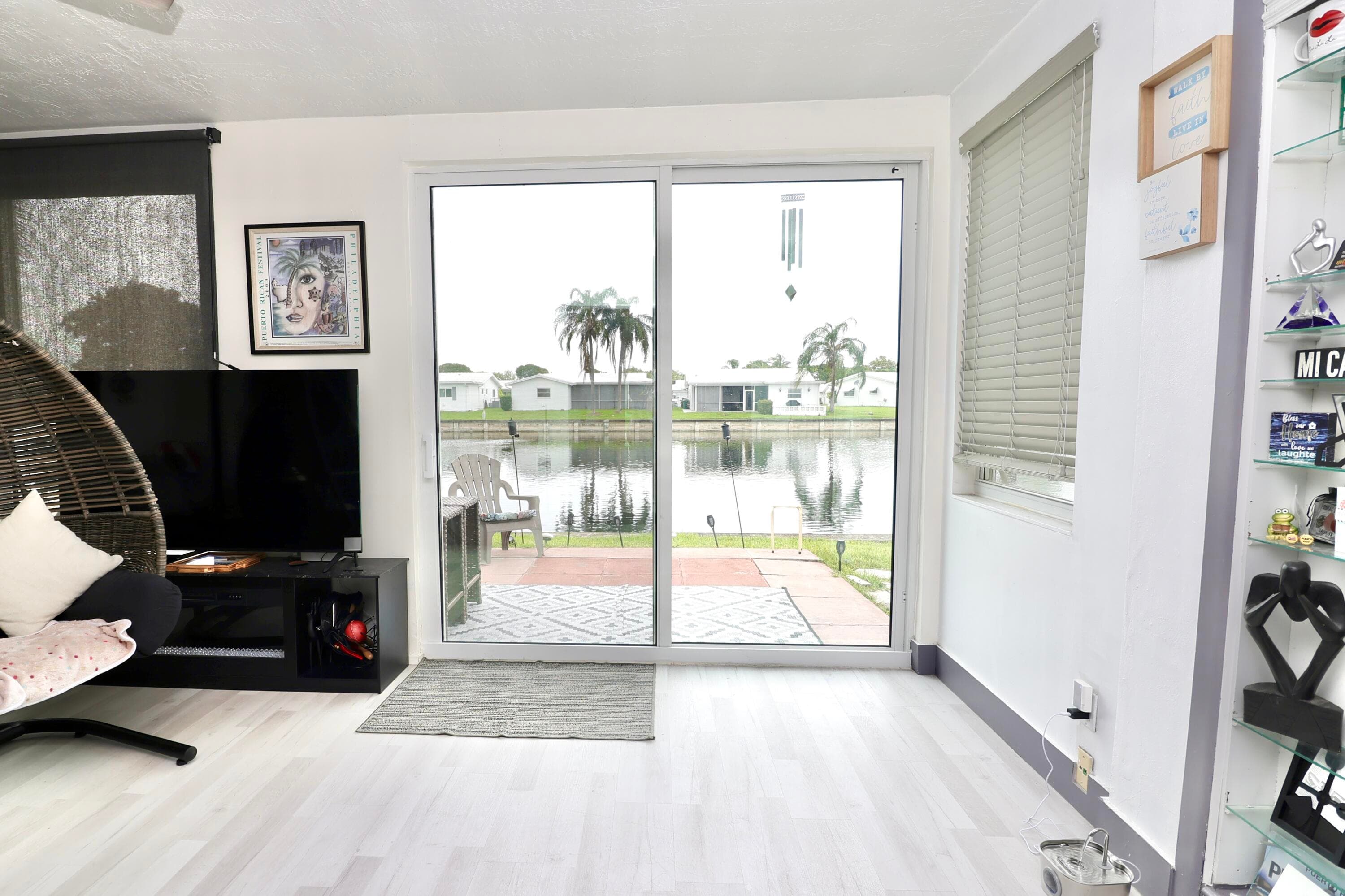 8103 NW 58TH Place, Tamarac, FL 33321 4