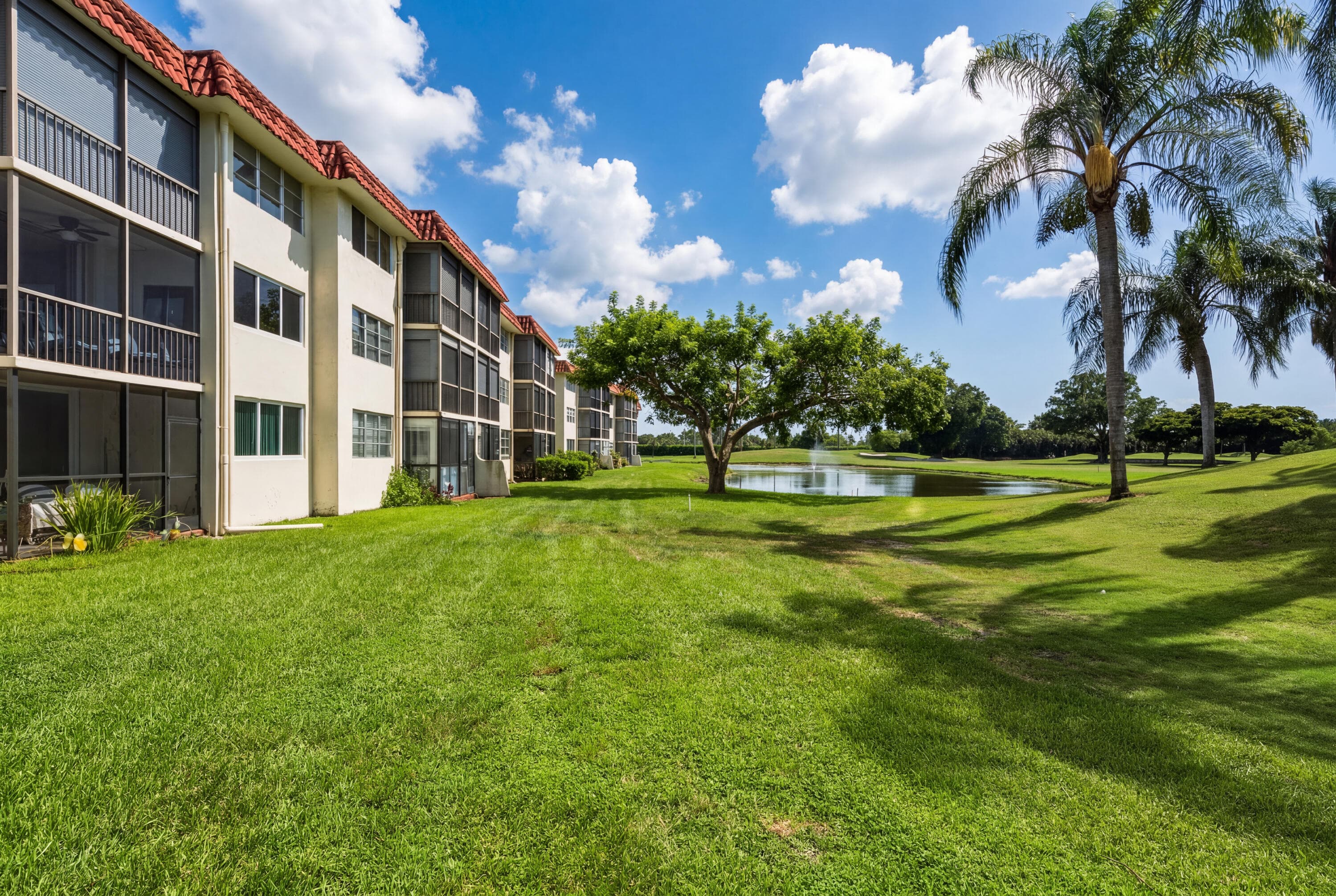 9823 S Hollybrook Lake Drive 206, Pembroke Pines, FL 33025 17