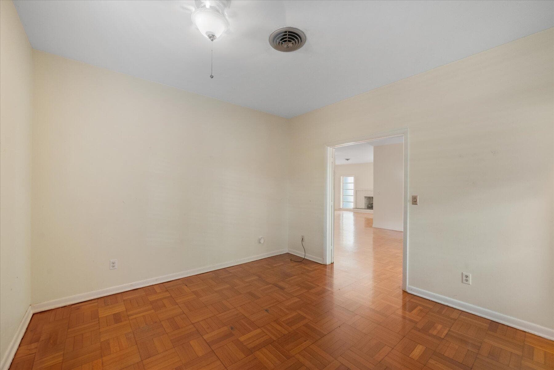 24 N Via Lucindia, Sewalls Point, FL 34996 28