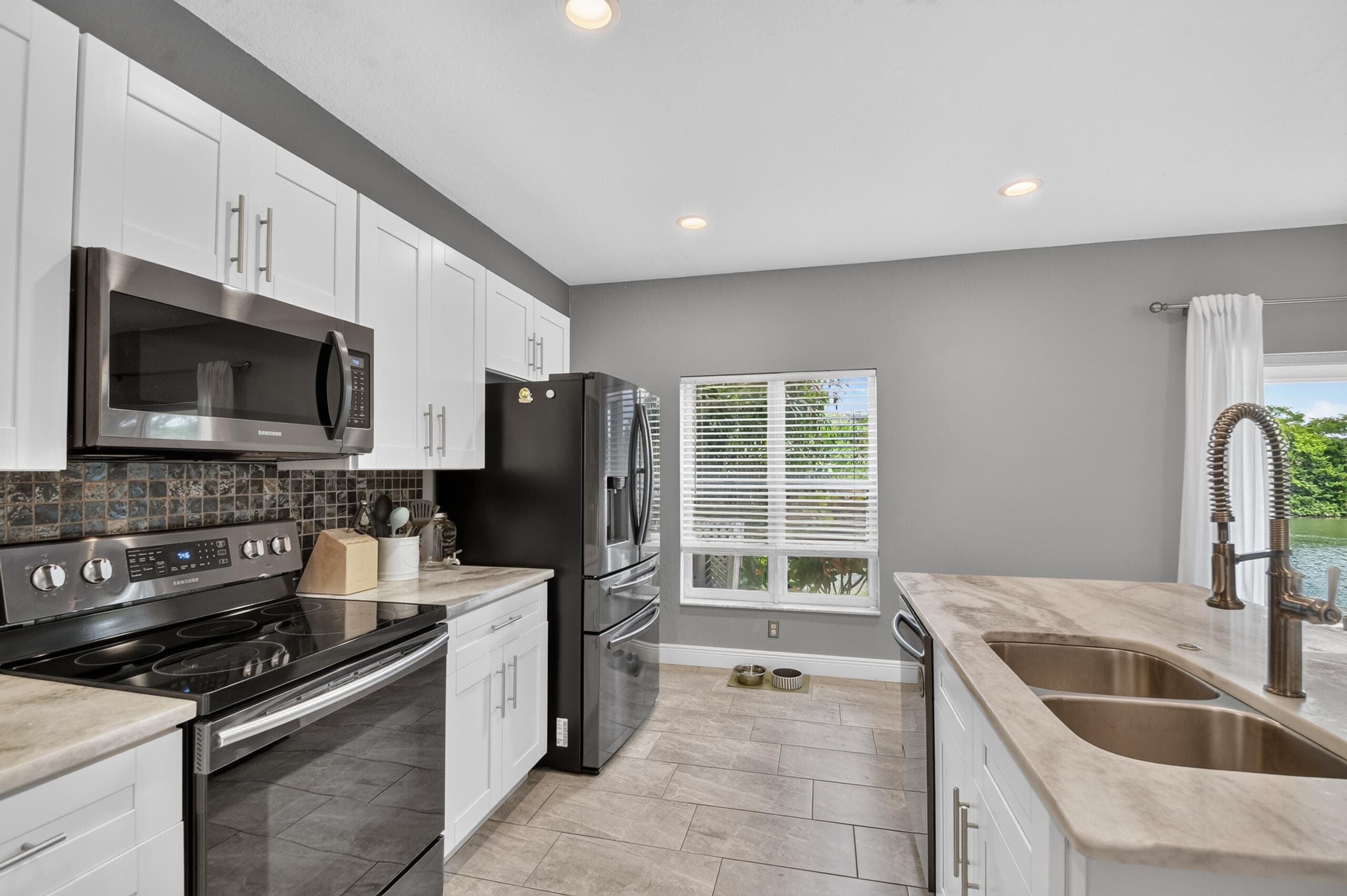 308 SPRUCE Street, Boynton Beach, FL 33426 74