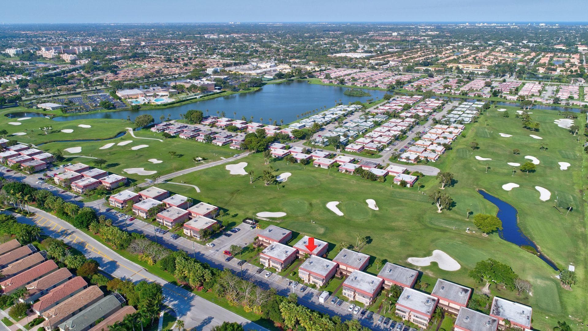 467 Saxony J, FL 18