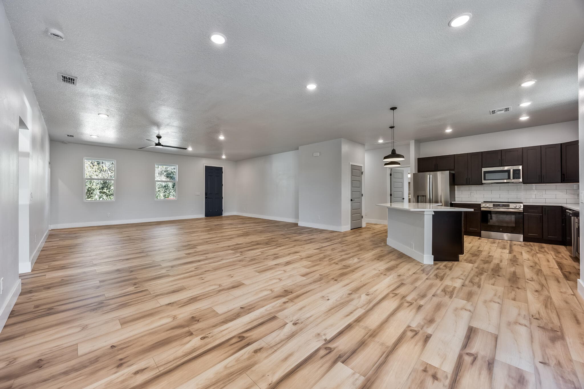 1254 HEITZMAN Avenue SW, Palm Bay, FL 32908 5