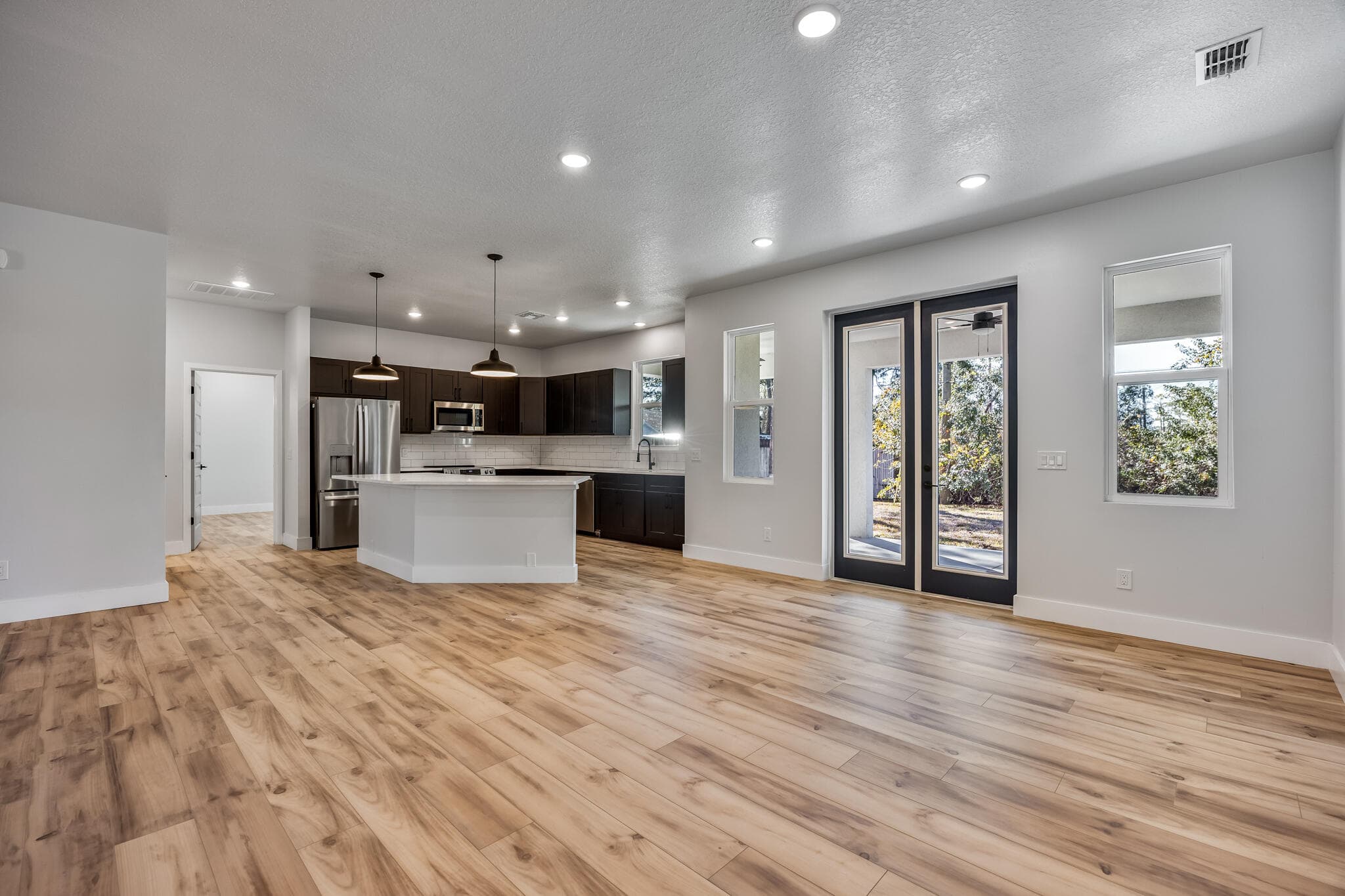 1254 HEITZMAN Avenue SW, Palm Bay, FL 32908 6