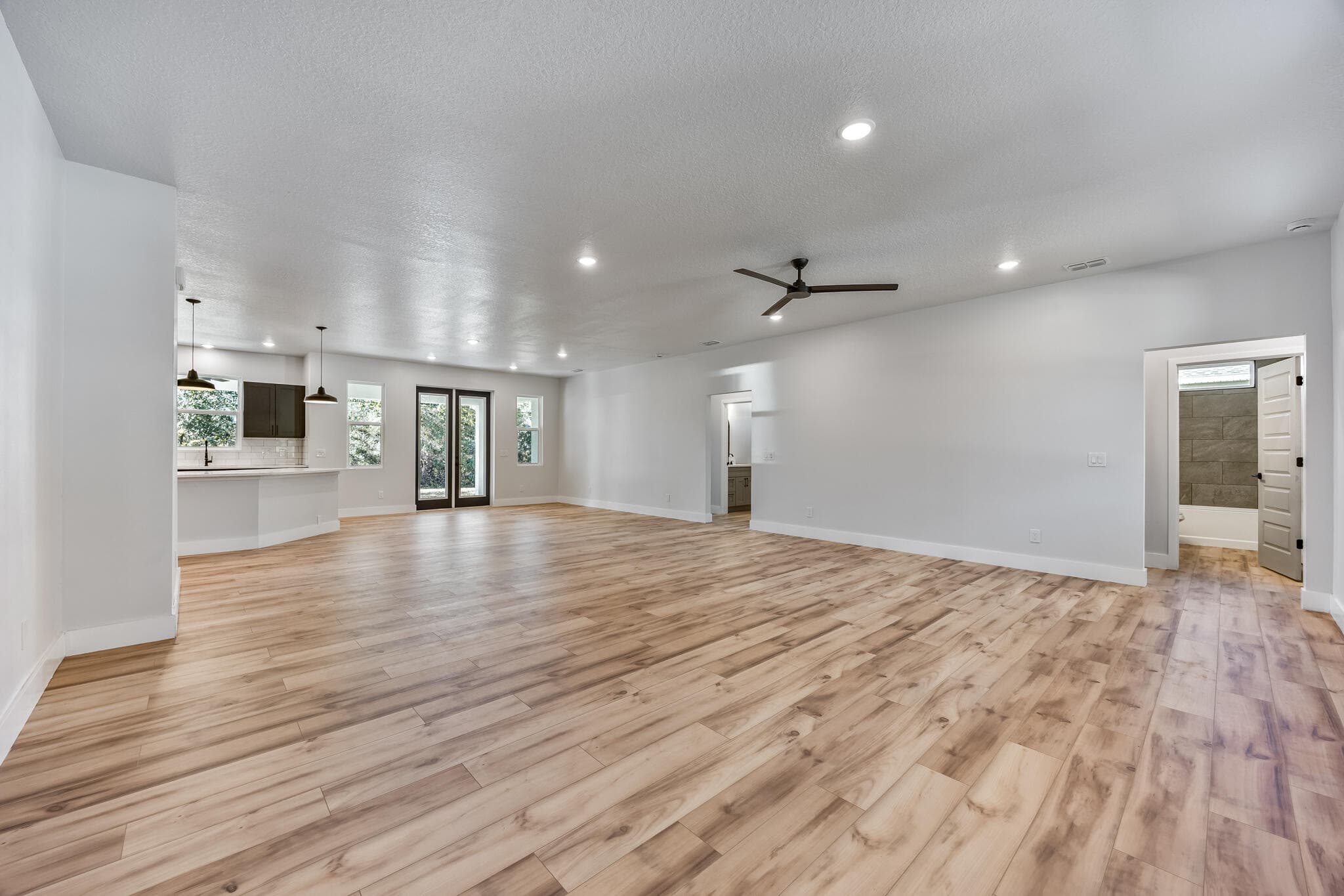 1254 HEITZMAN Avenue SW, Palm Bay, FL 32908 8