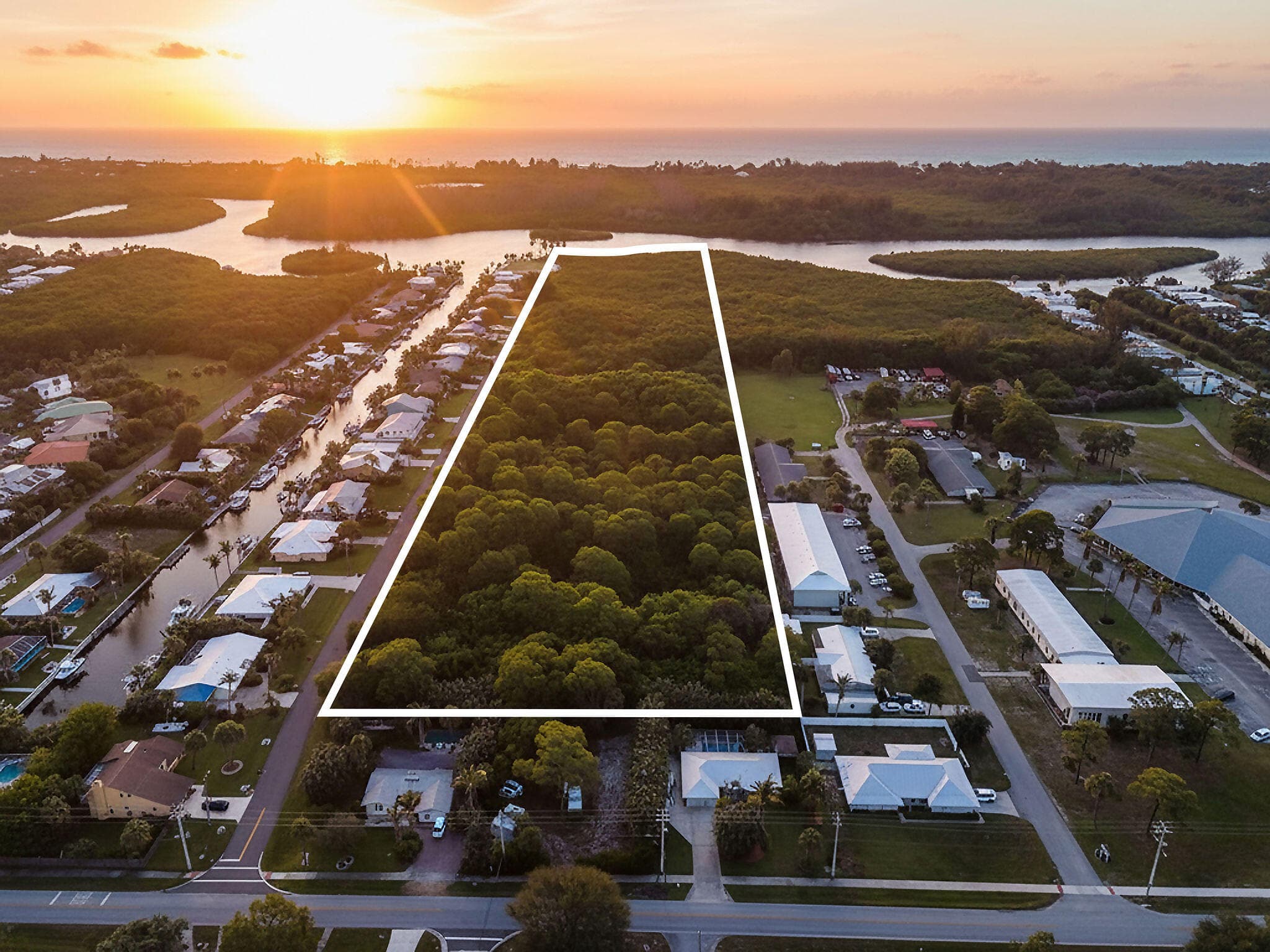 Unassigned SE Delafield Street, Hobe Sound, FL 33455