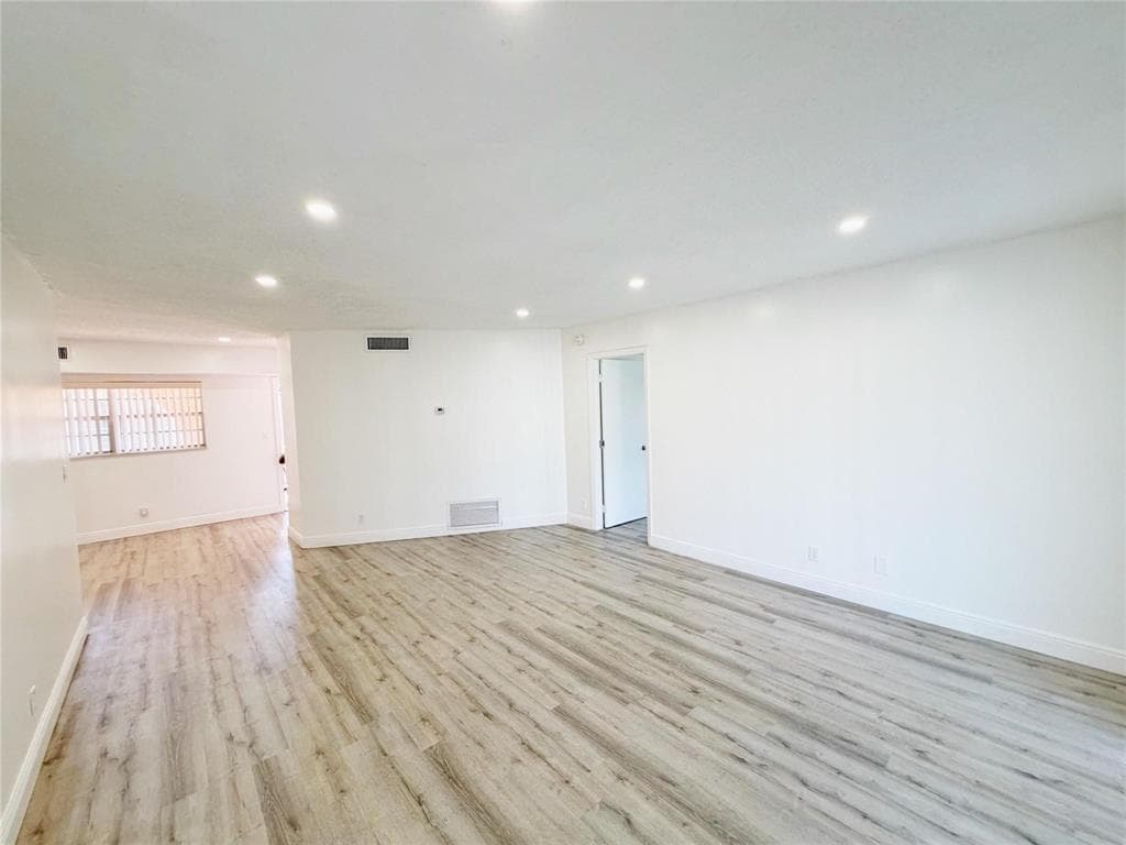 2710 Riverside Drive 201-A, Coral Springs, FL 33065 11