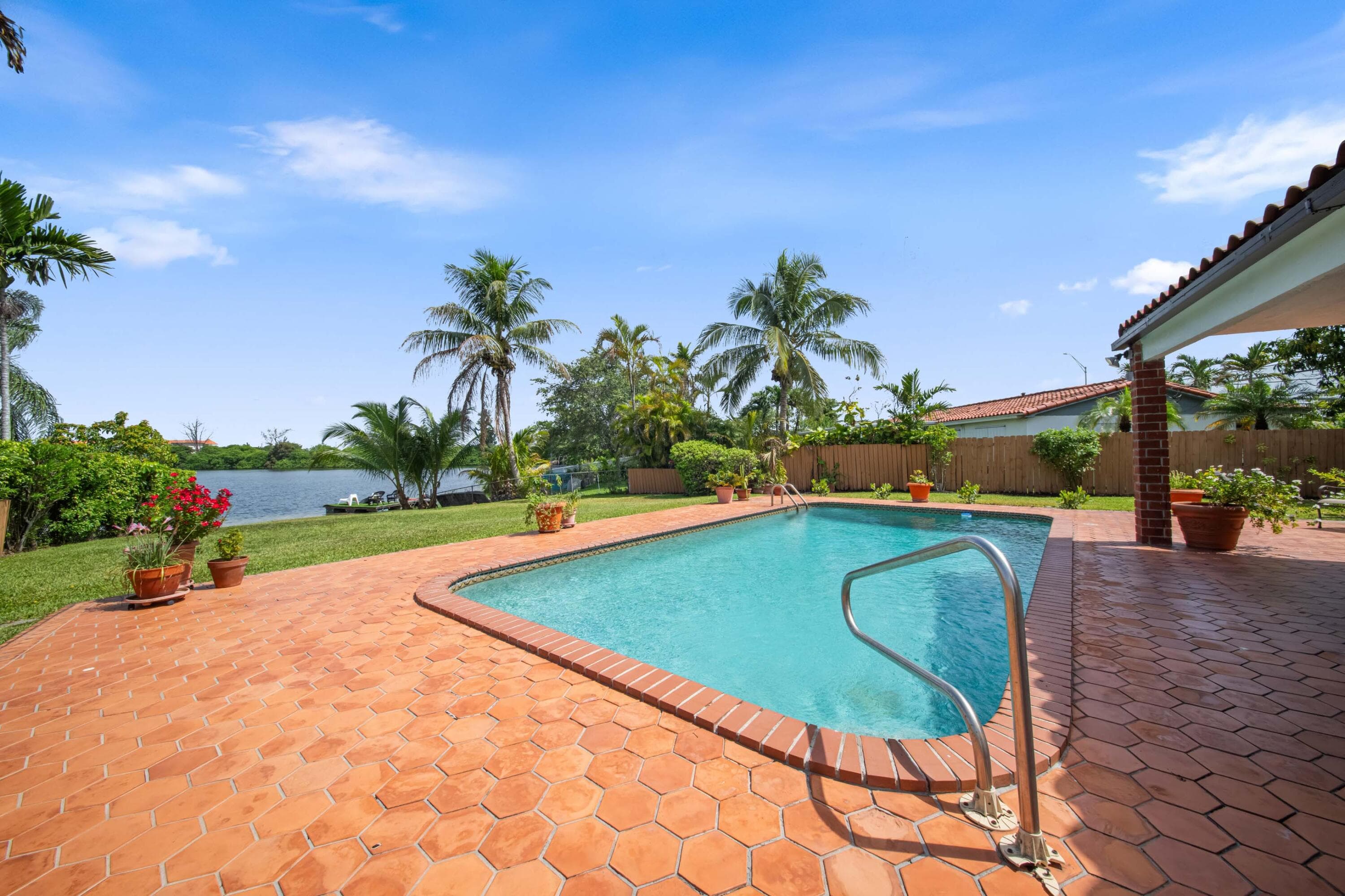 1110 SW 97TH Avenue, Miami, FL 33174 15