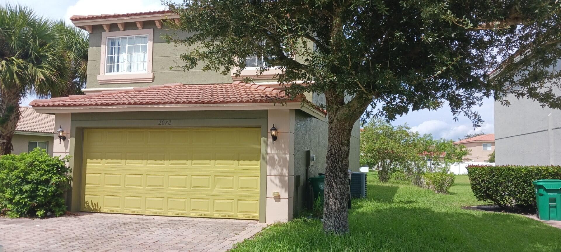 2072 SW Newport Isles Boulevard, Port St. Lucie, FL 34953 2