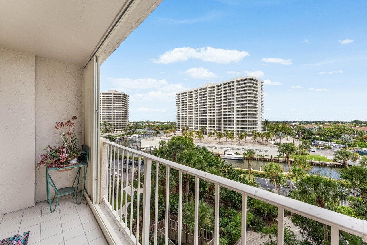 4301 N Ocean Boulevard 504, Boca Raton, FL 33431 23