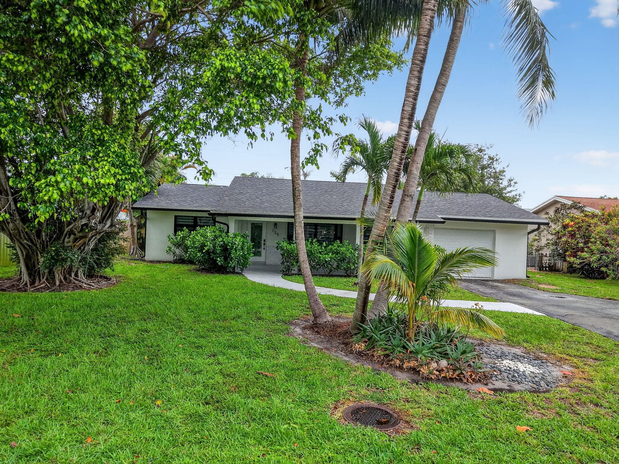 725 Heron Drive, Delray Beach, FL 33444 35