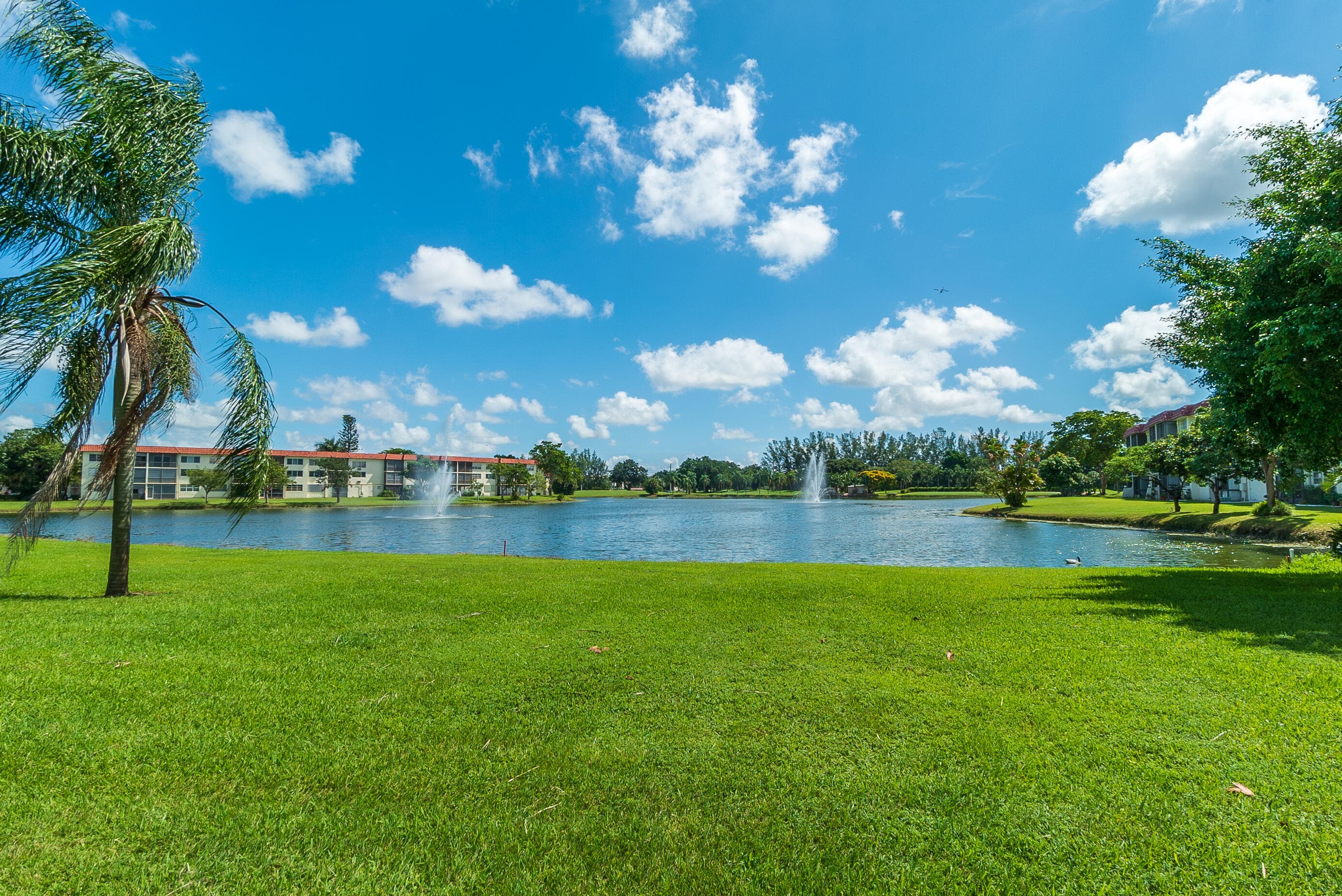 9823 S Hollybrook Lake Drive 104, Pembroke Pines, FL 33025 32