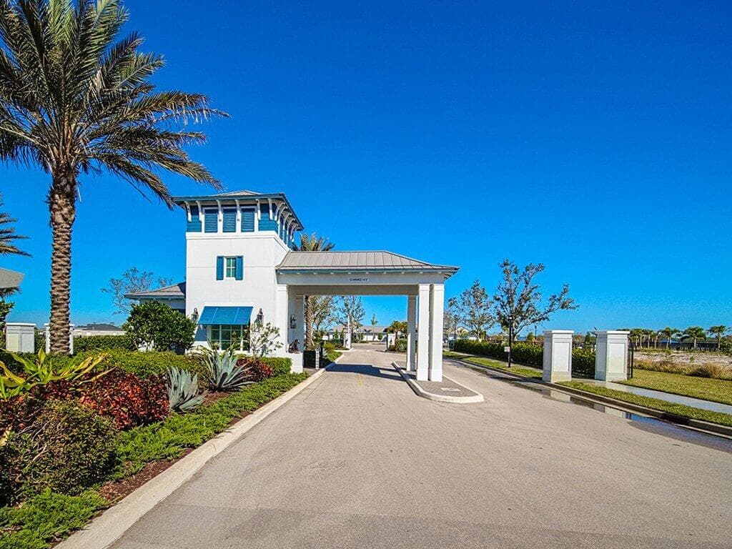 13892 SE RIVERSWAY Street, Port St. Lucie, FL 34984 3