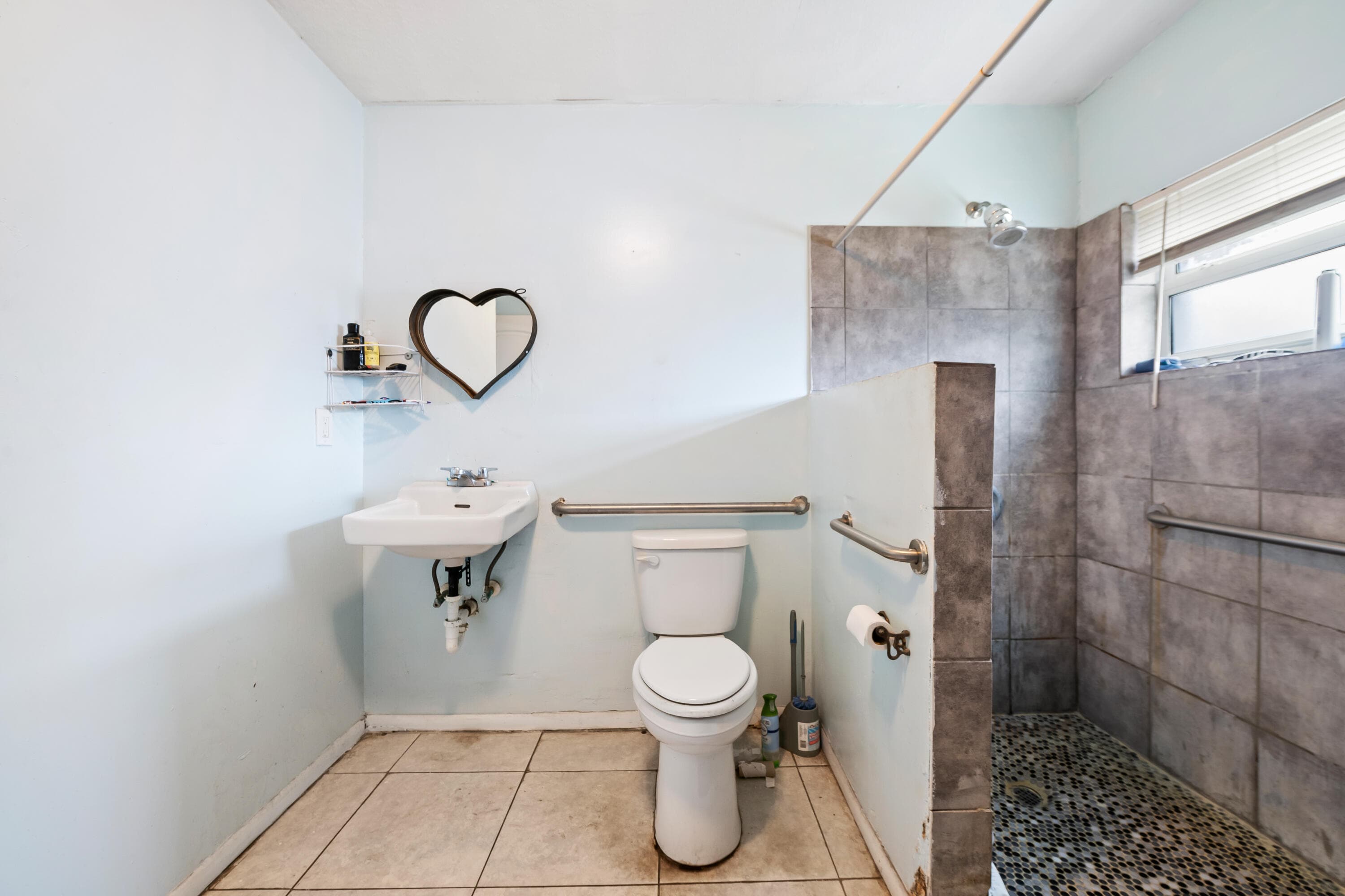 728 22ND Street, West Palm Beach, FL 33407 18