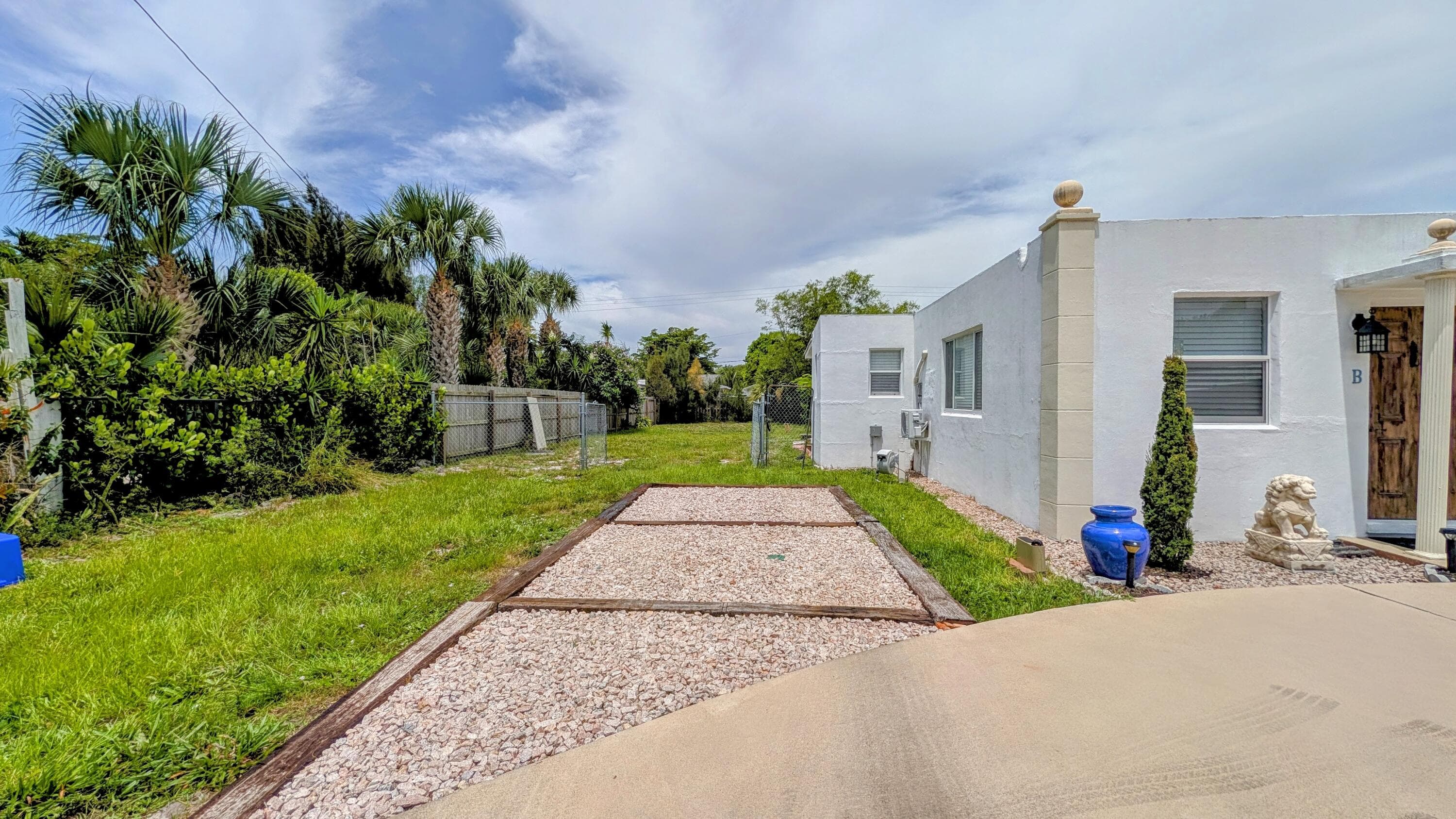 407 NW 7TH Street B, Boynton Beach, FL 33426 4