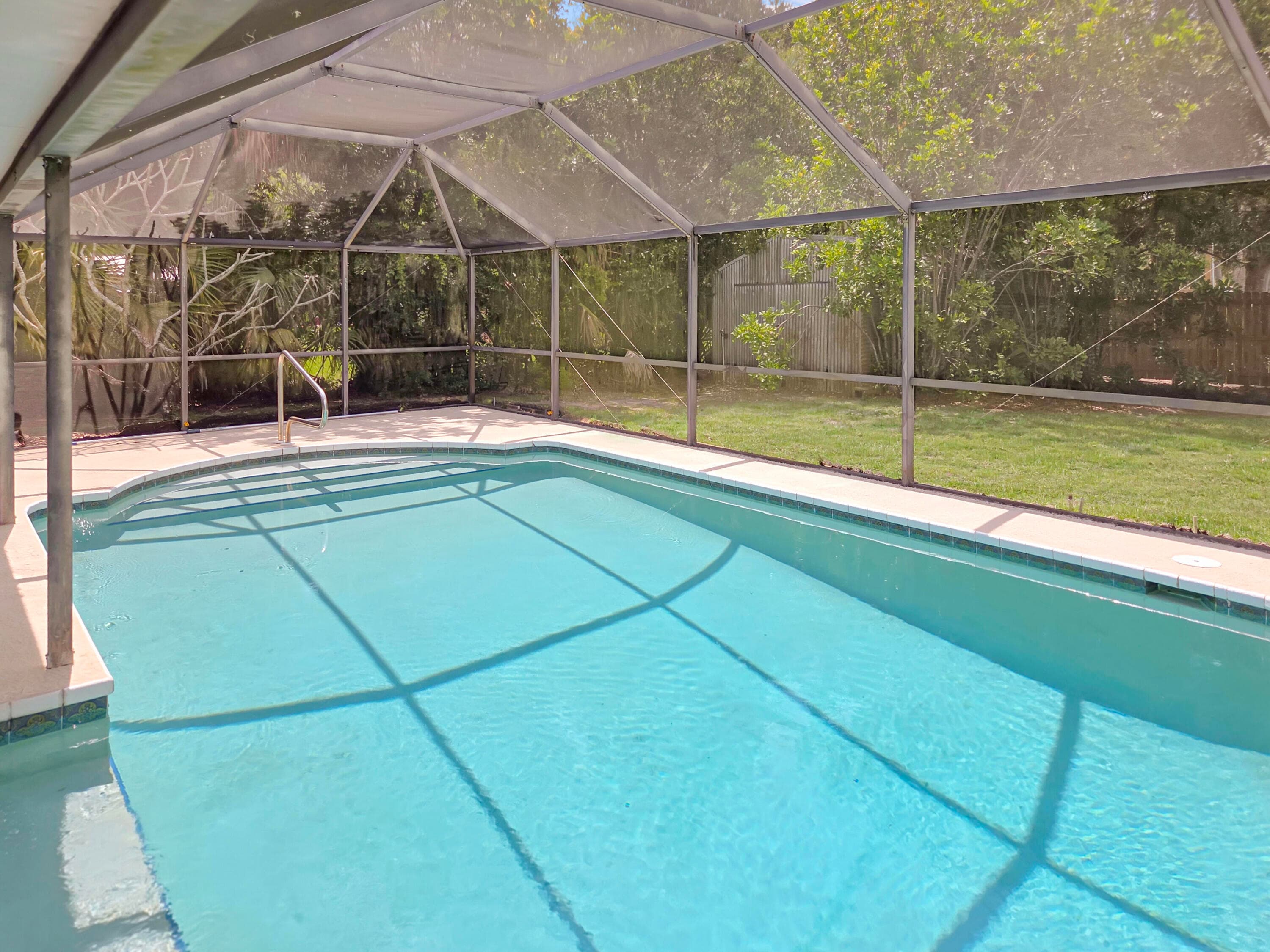 801 W WEATHERBEE Road, Fort Pierce, FL 34982 26