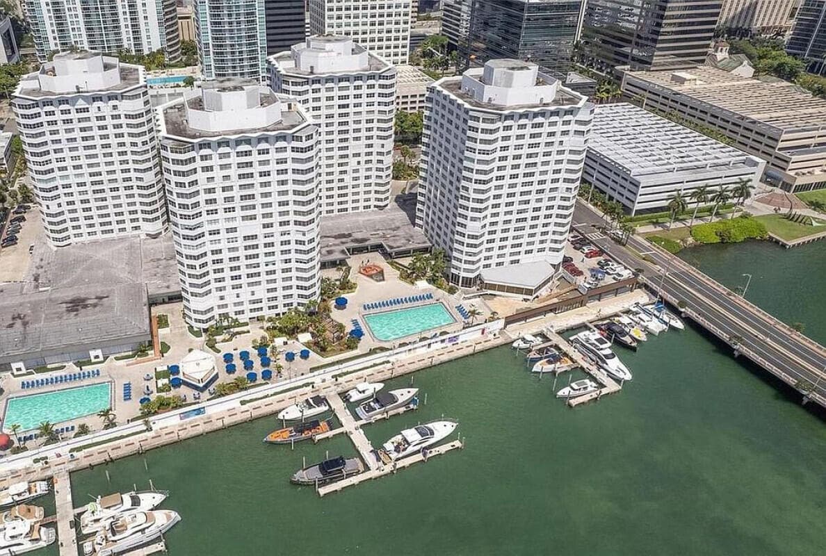 999 Brickell Bay Drive 1206, Miami, FL 33131