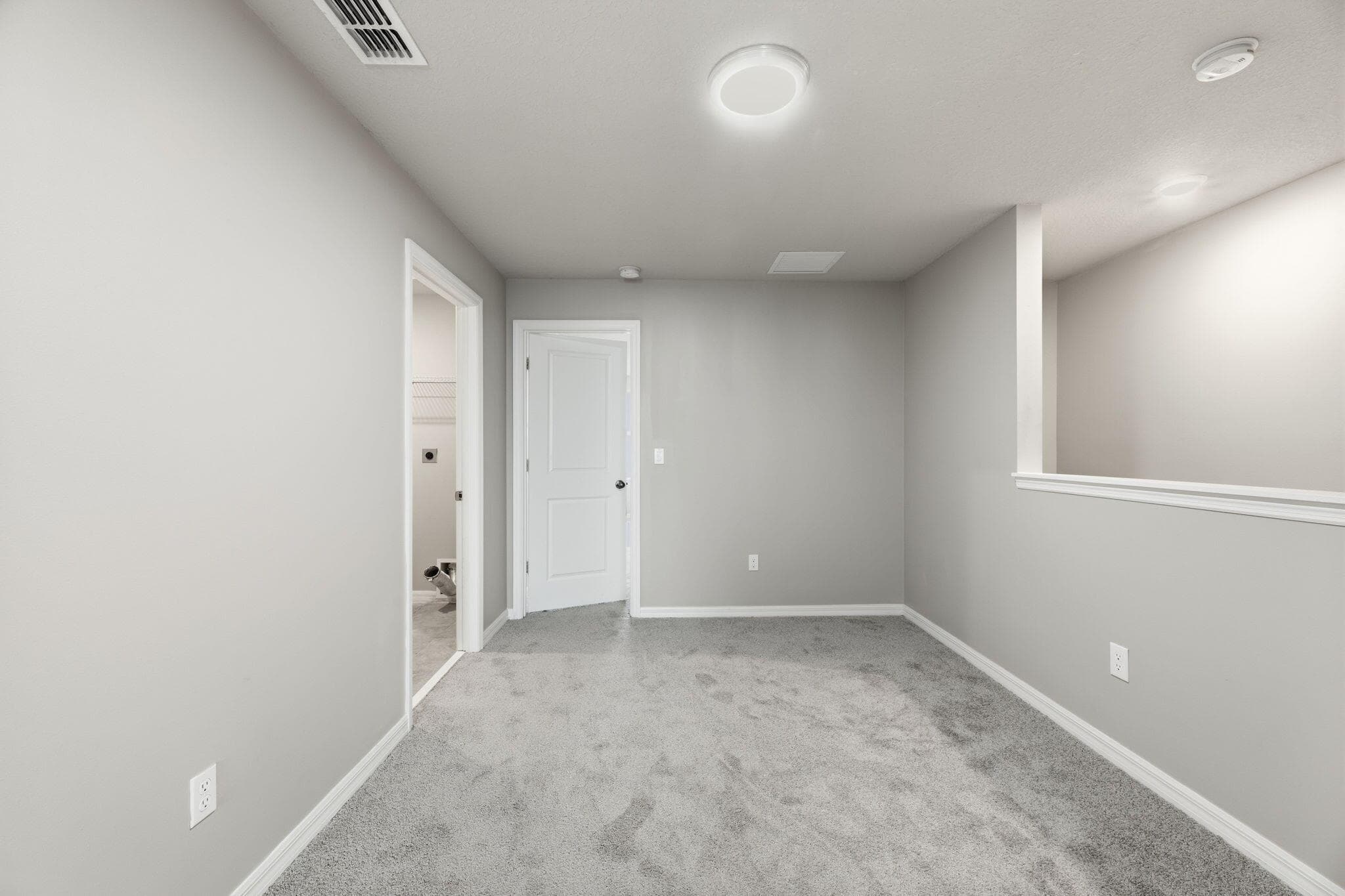 4046 HOT SPRINGS Avenue, Palm Springs, FL 33461 28