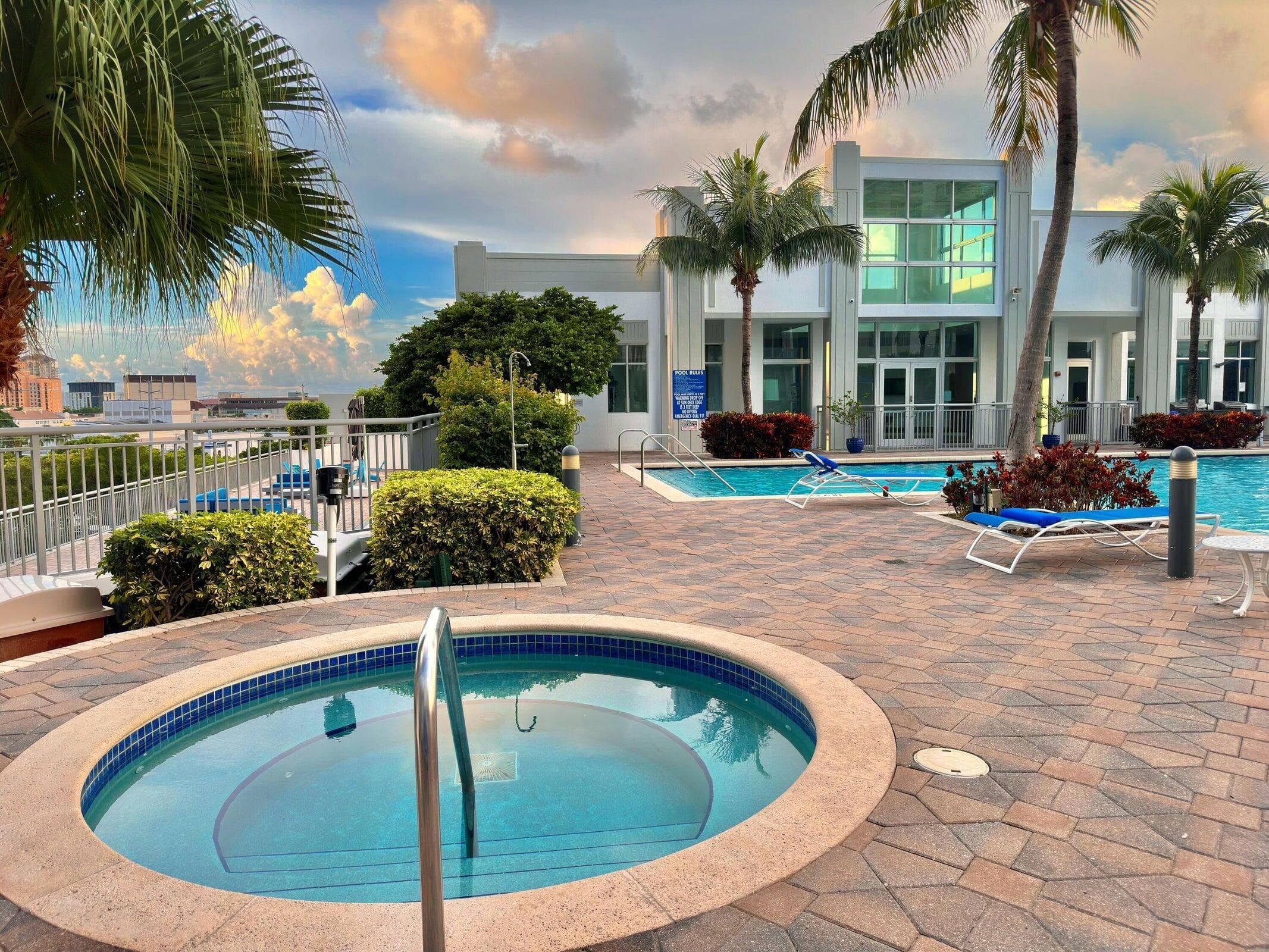 300 S AUSTRALIAN Avenue 708, West Palm Beach, FL 33401 11