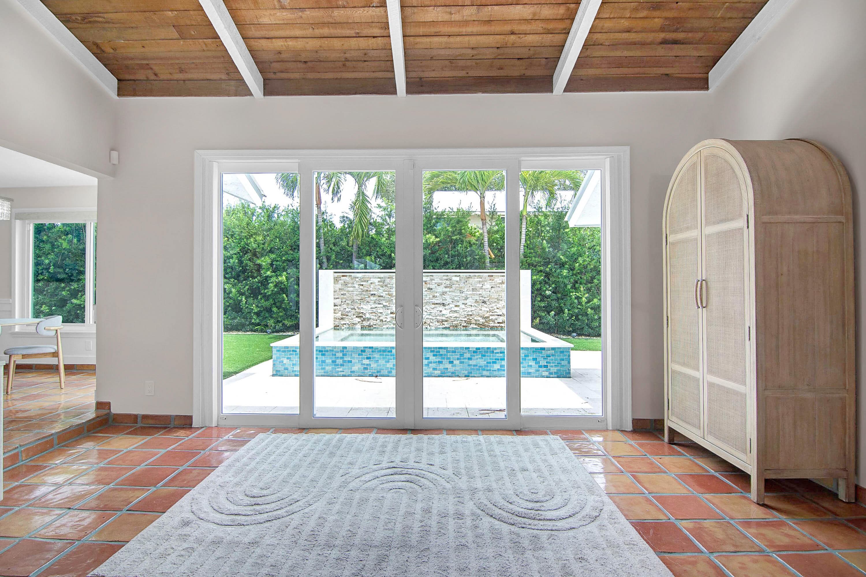 19 Pinehill Trail E, Tequesta, FL 33469 10