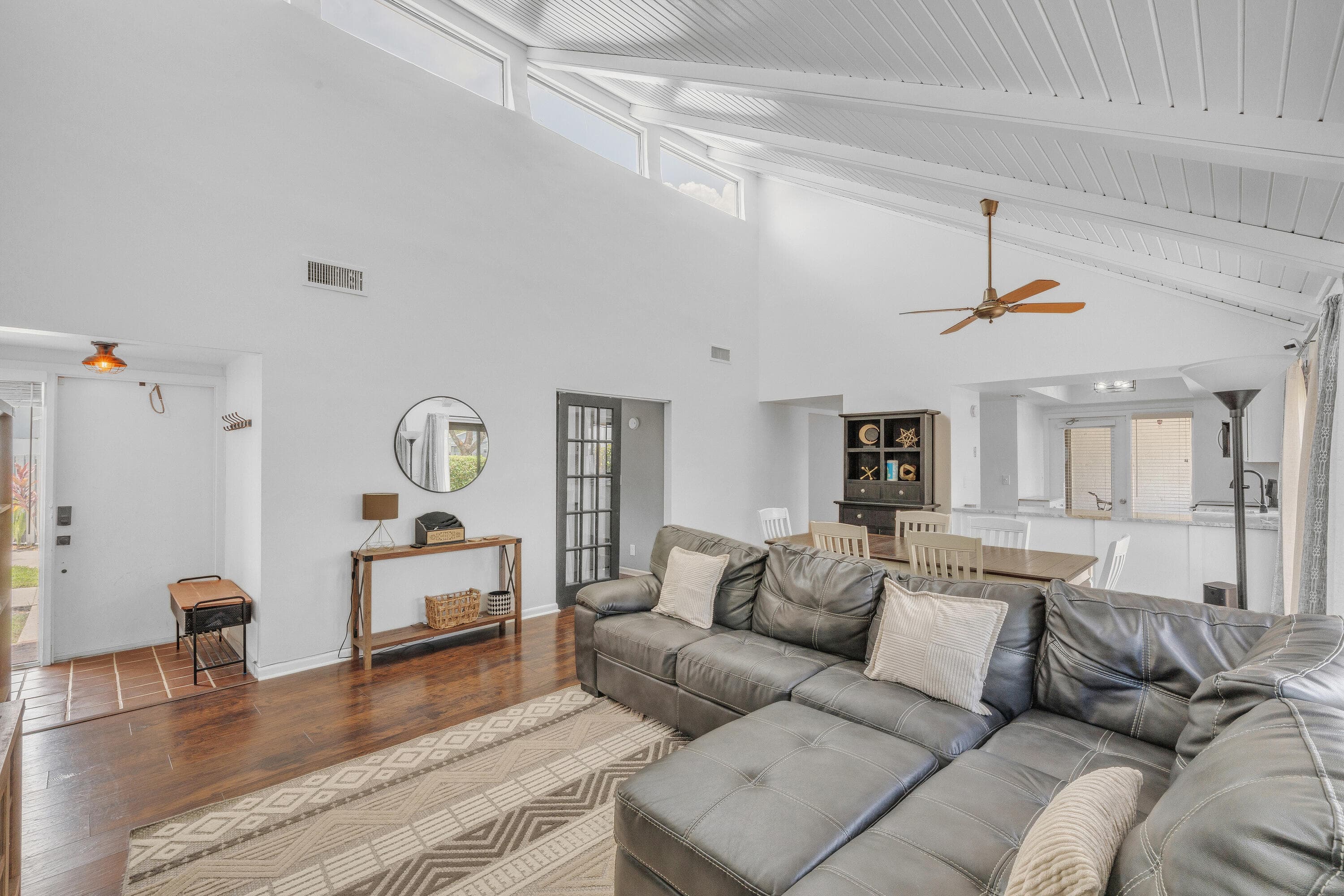 235 NW 15TH Street, Boca Raton, FL 33432 5