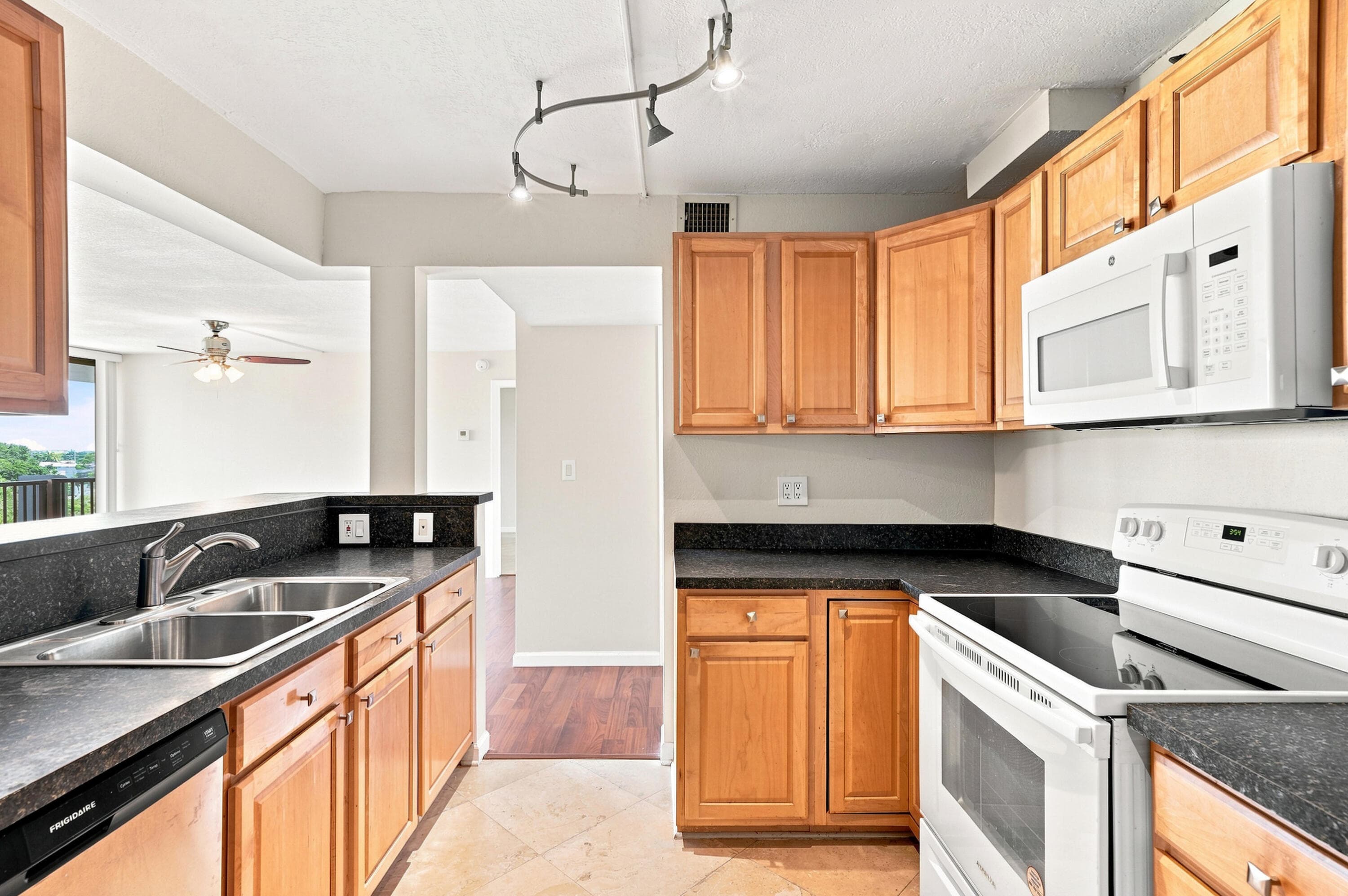 1301 River Reach Drive 514, Fort Lauderdale, FL 33315 16