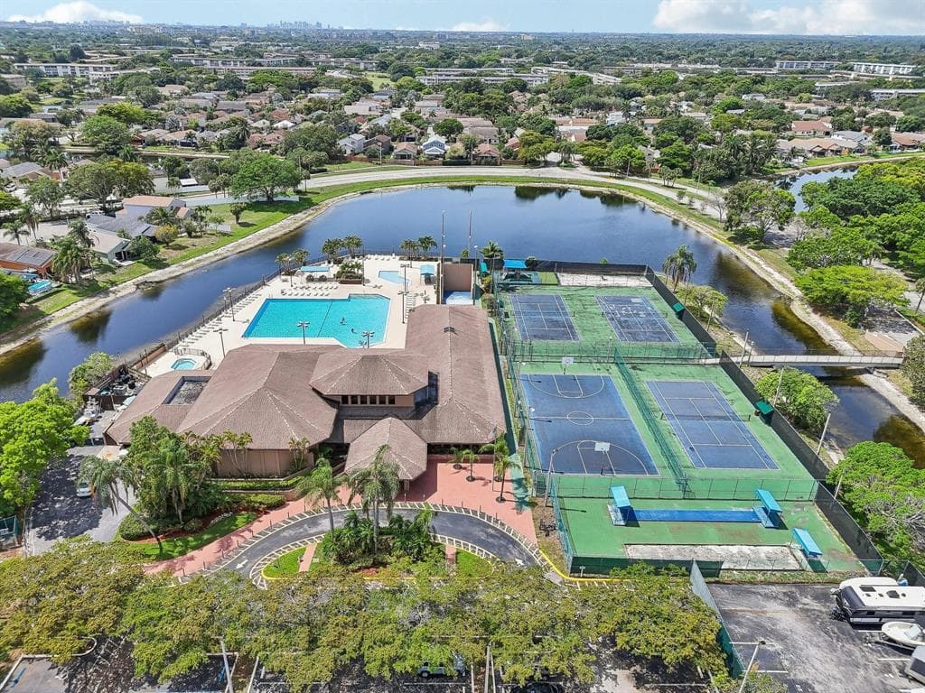 2242 NW 39TH Avenue, Coconut Creek, FL 33066 27