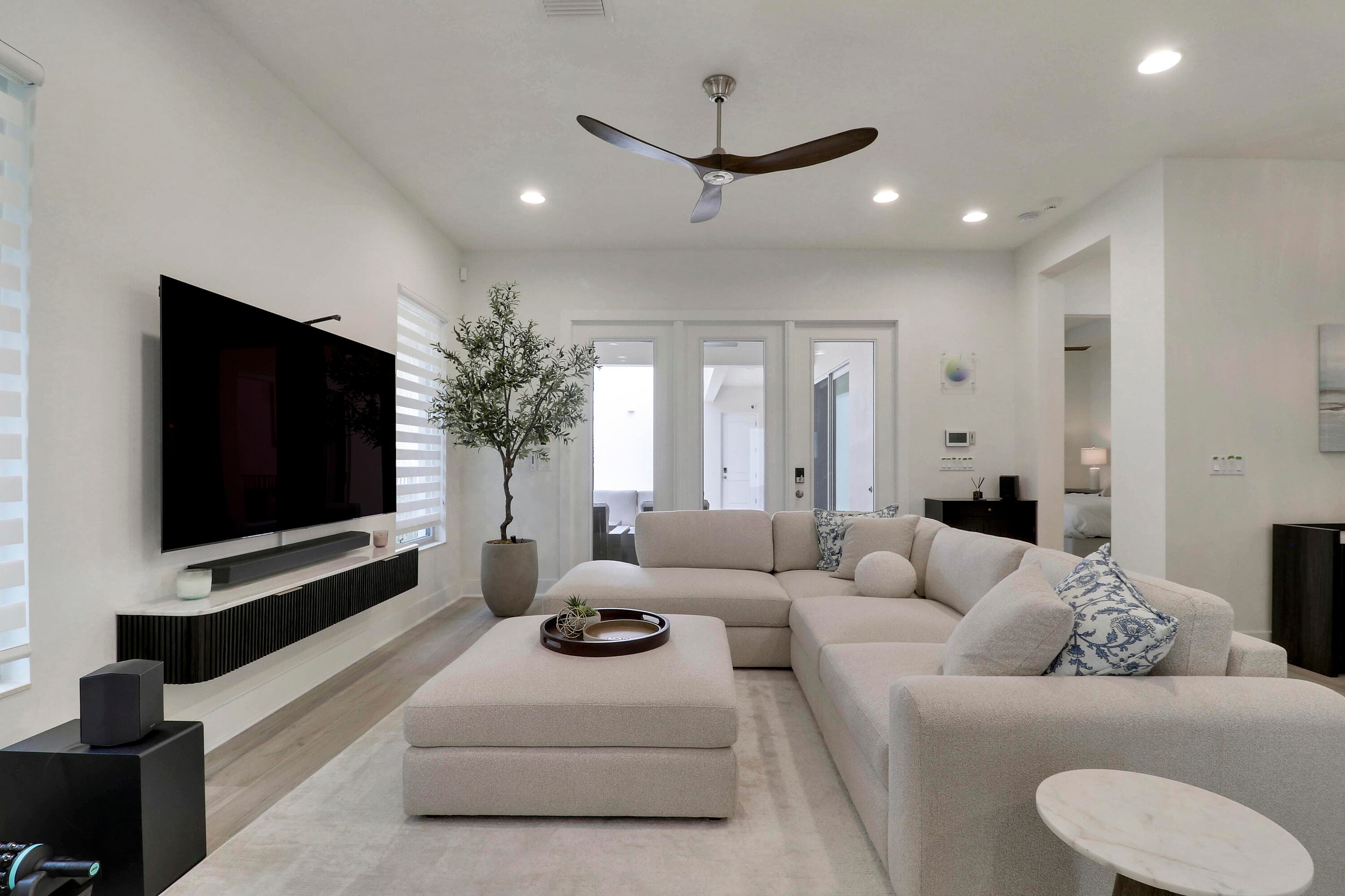 5029 GRANDIFLORA Road, Palm Beach Gardens, FL 33418 28