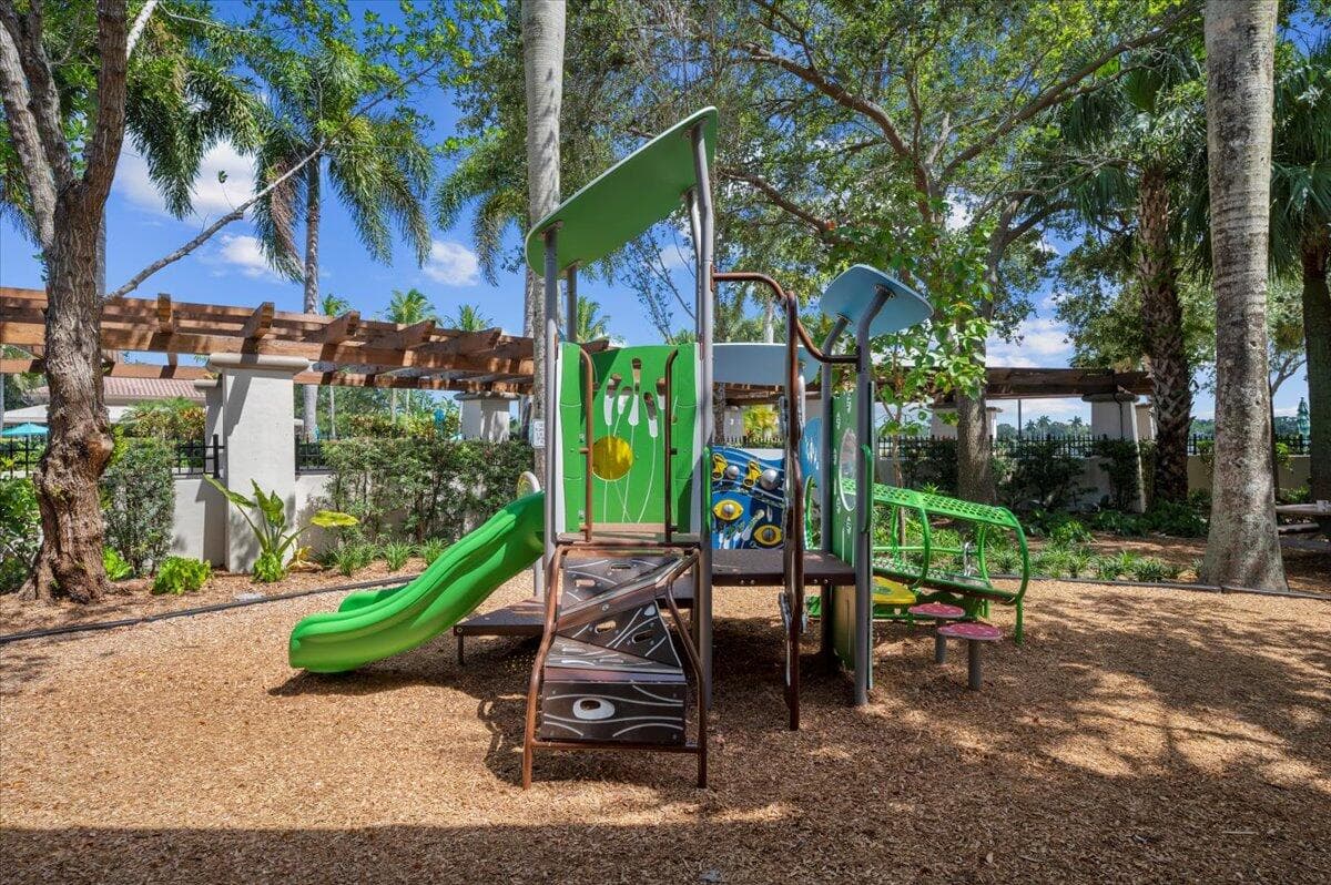 1049 Vintner Boulevard, Palm Beach Gardens, FL 33410 70