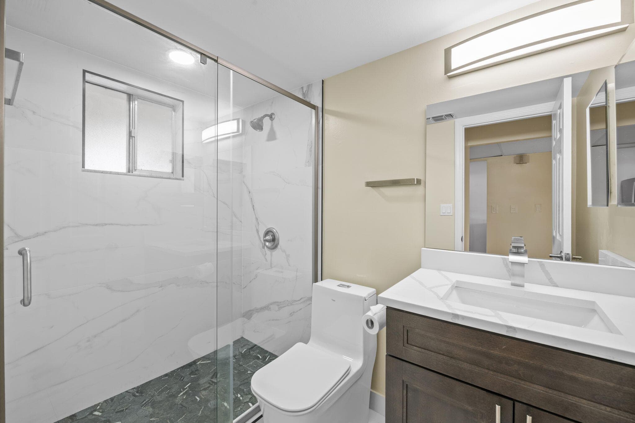 830 SW 9th Street Circle 204, Boca Raton, FL 33486 5