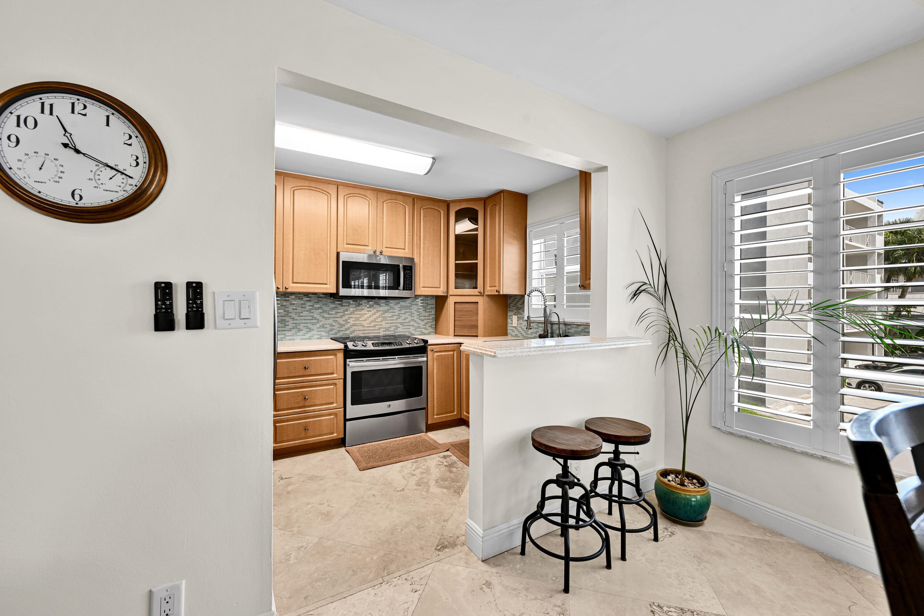 2860 NE 14TH ST Causeway 201D, Pompano Beach, FL 33062 8