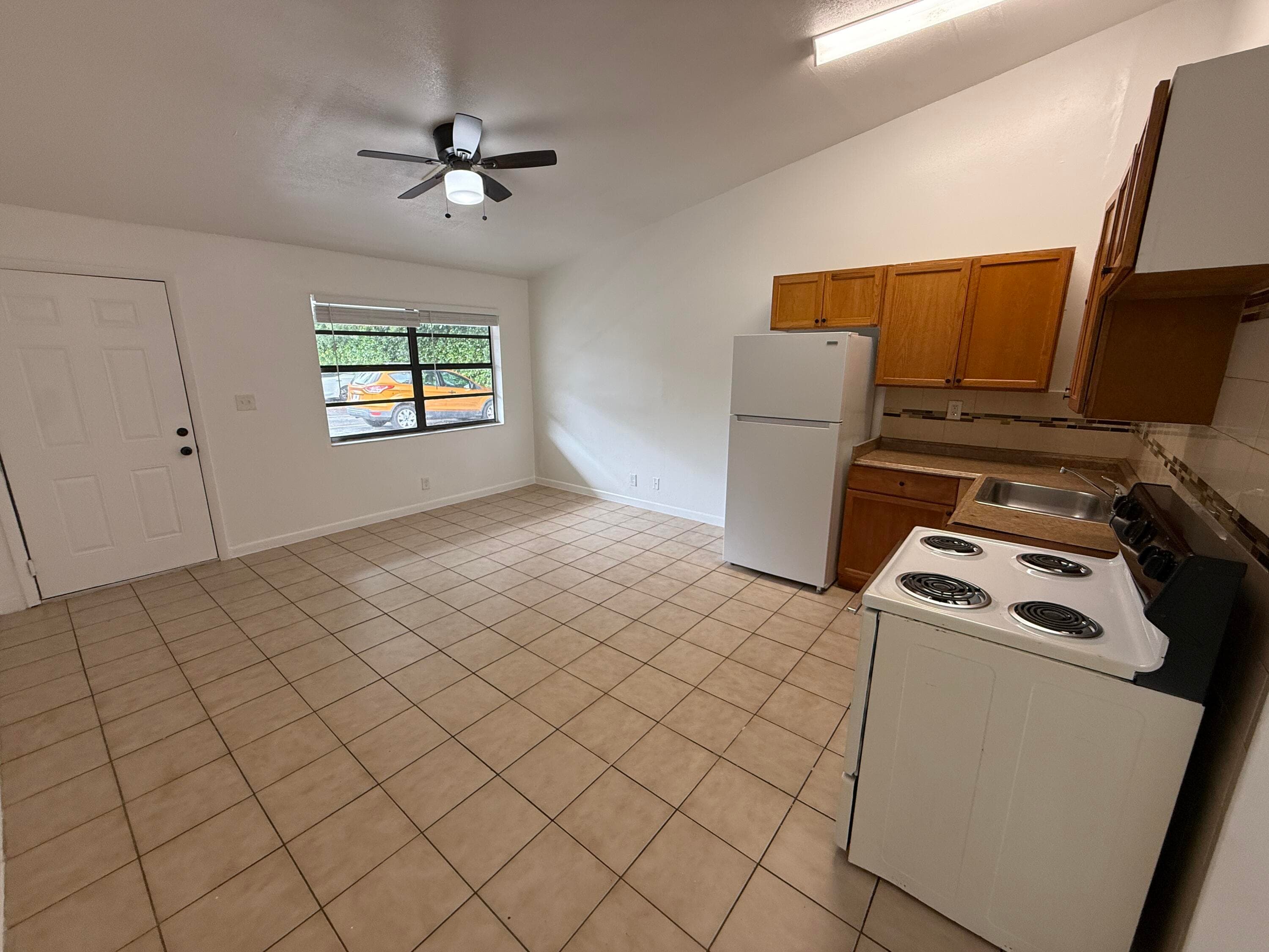 2316 MONROE Street 10, Hollywood, FL 33020 10