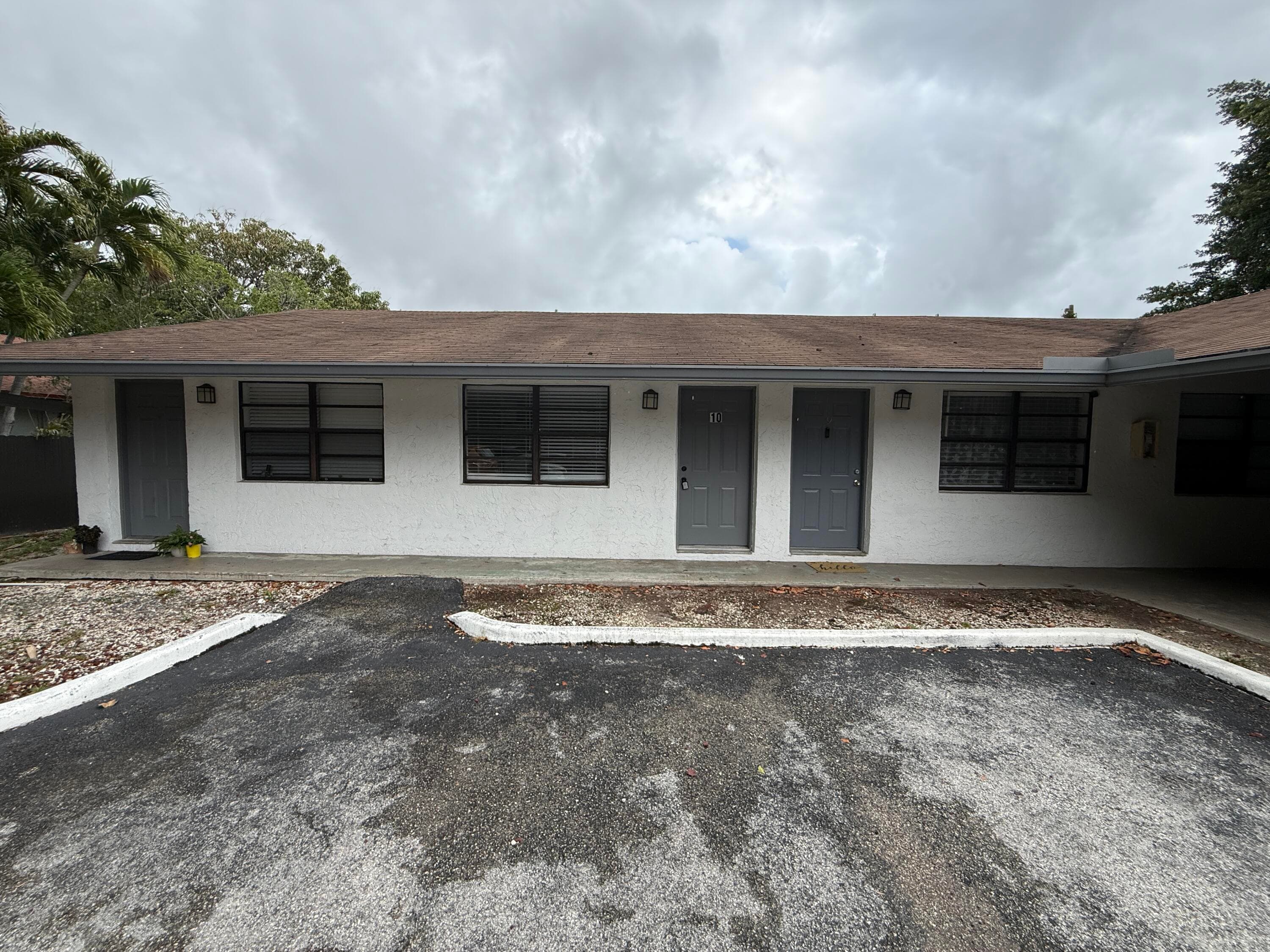 2316 MONROE Street 10, Hollywood, FL 33020