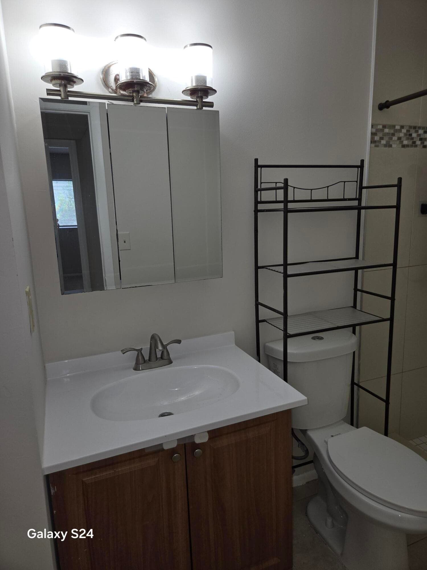 1141 LAKE VICTORIA Drive H, West Palm Beach, FL 33411 16