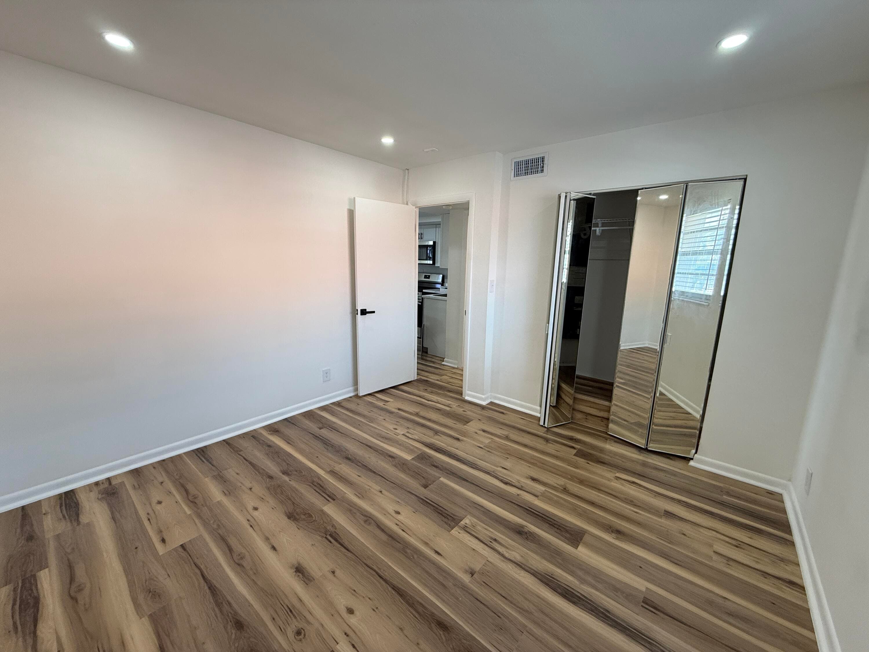 1534 SE 15TH Street 8, Fort Lauderdale, FL 33316 4