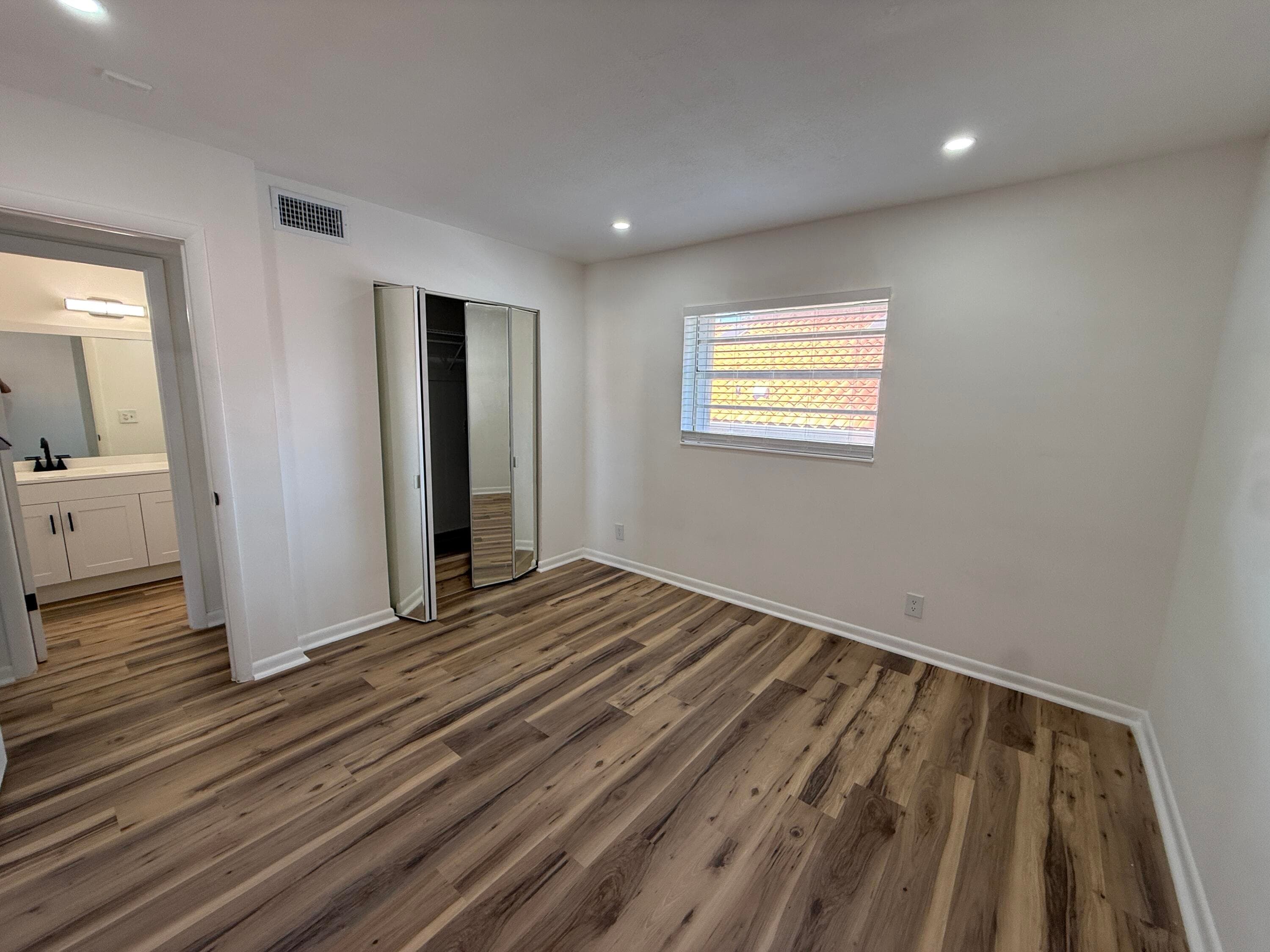 1534 SE 15TH Street 8, Fort Lauderdale, FL 33316 12