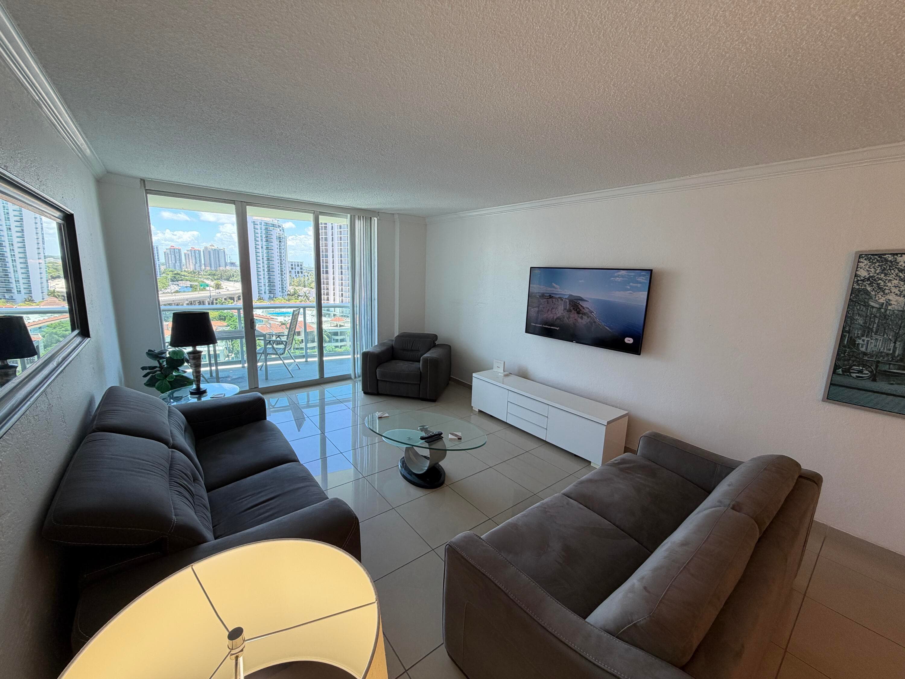 19390 COLLINS Avenue 1405, Sunny Isles Beach, FL 33160 7