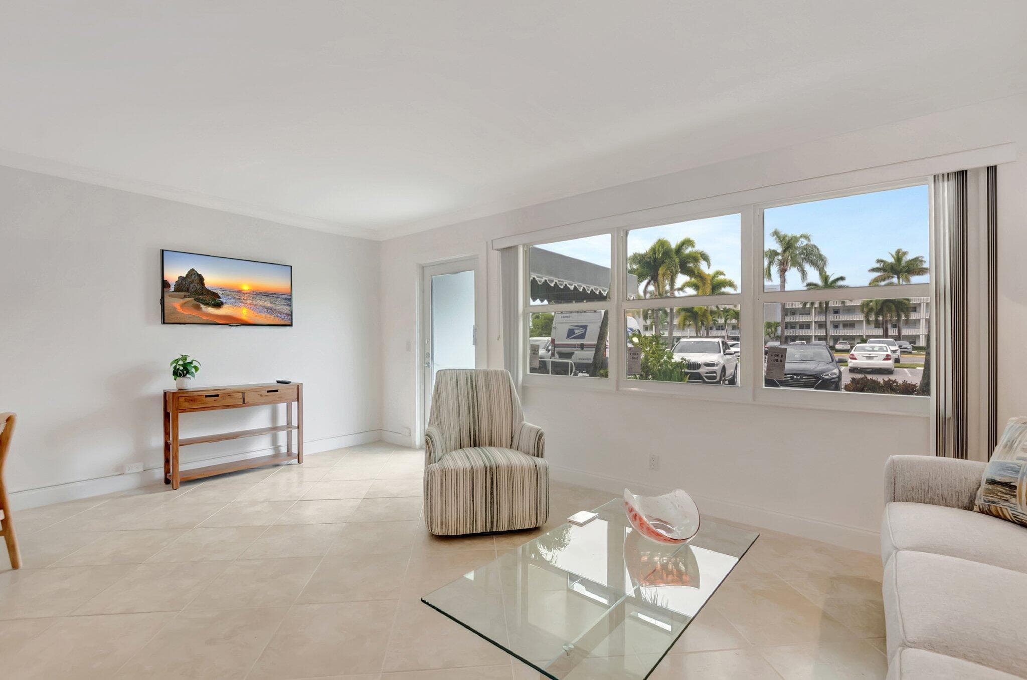 1072 Yarmouth Drive, Boca Raton, FL 33434 5