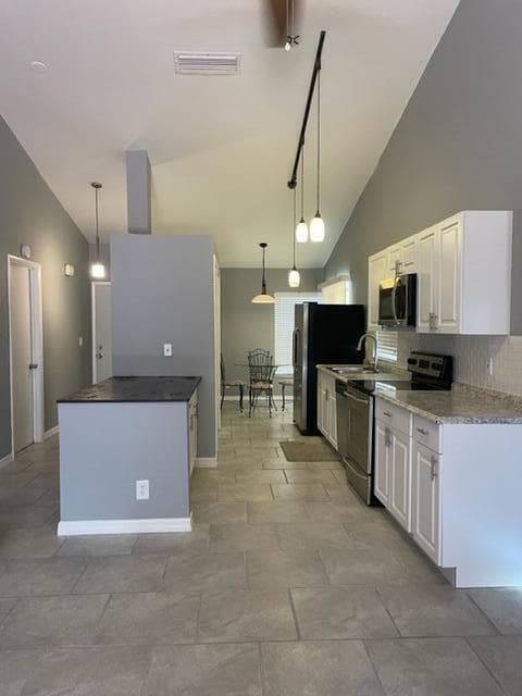 5202 NUTMEG Drive, Palm Beach Gardens, FL 33418 10