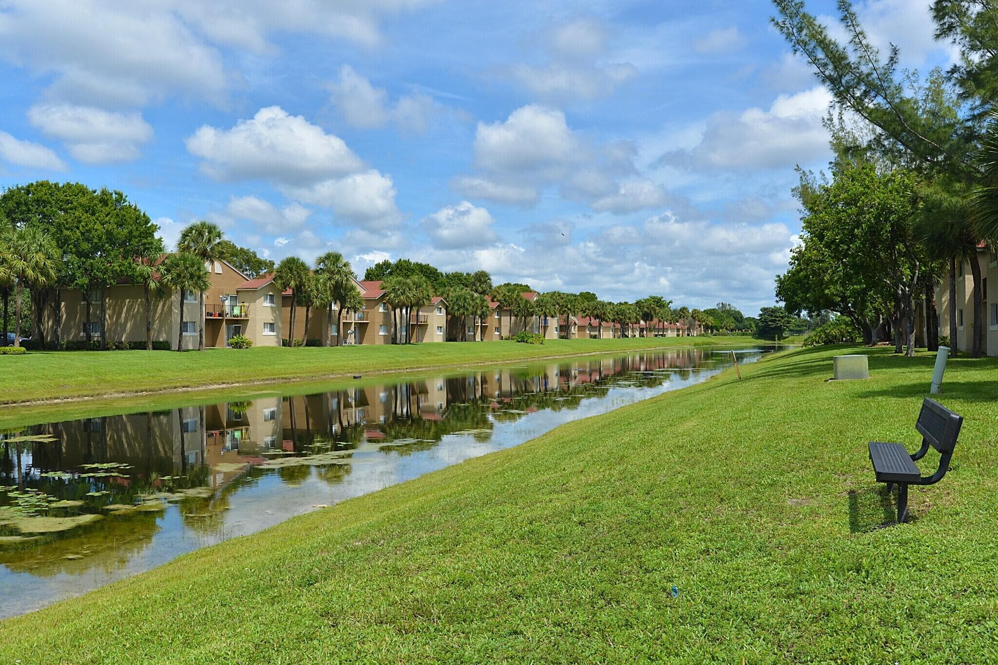 1089 N BENOIST FARMS Road 102, West Palm Beach, FL 33411 18